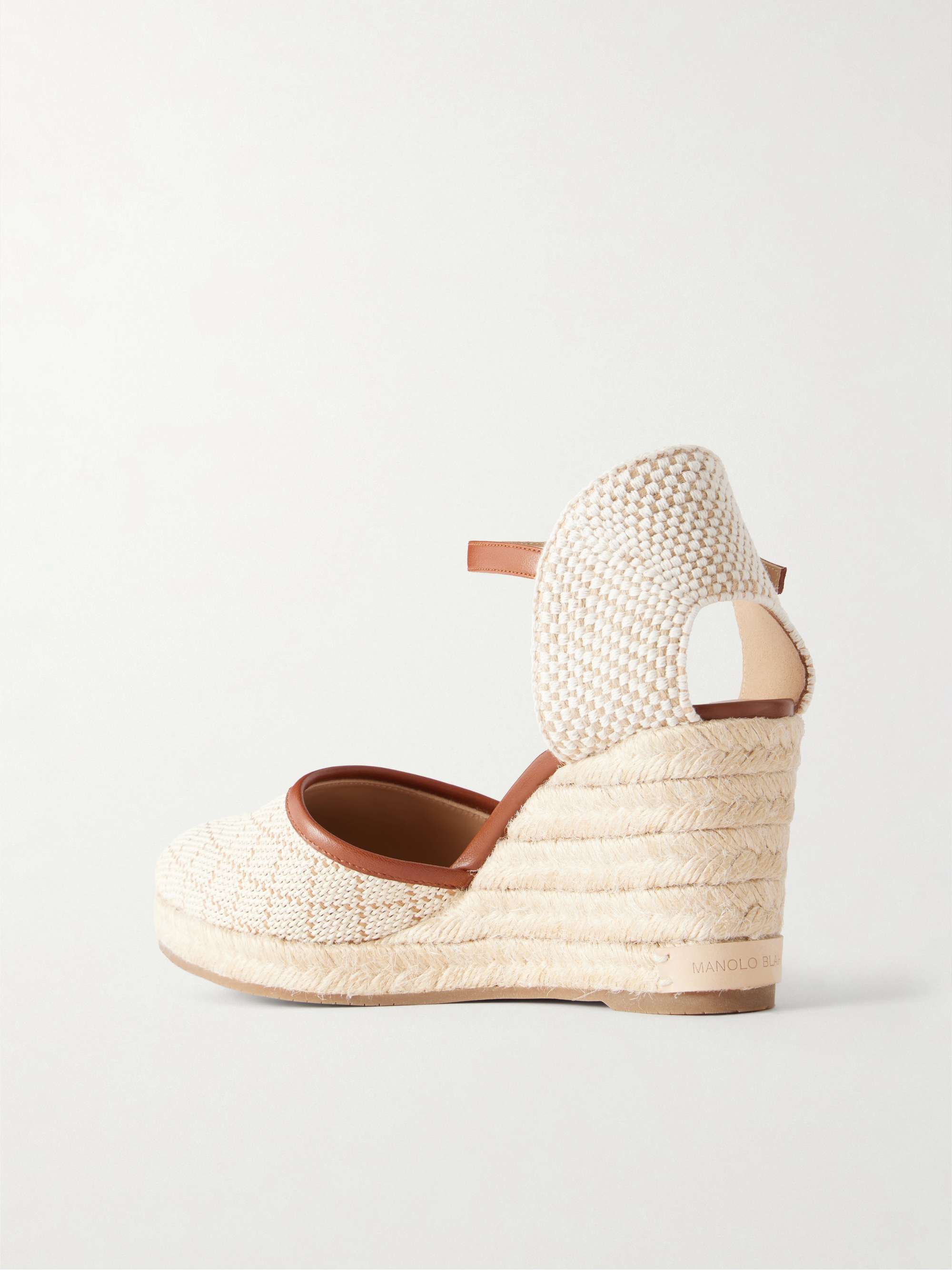 MANOLO BLAHNIK 