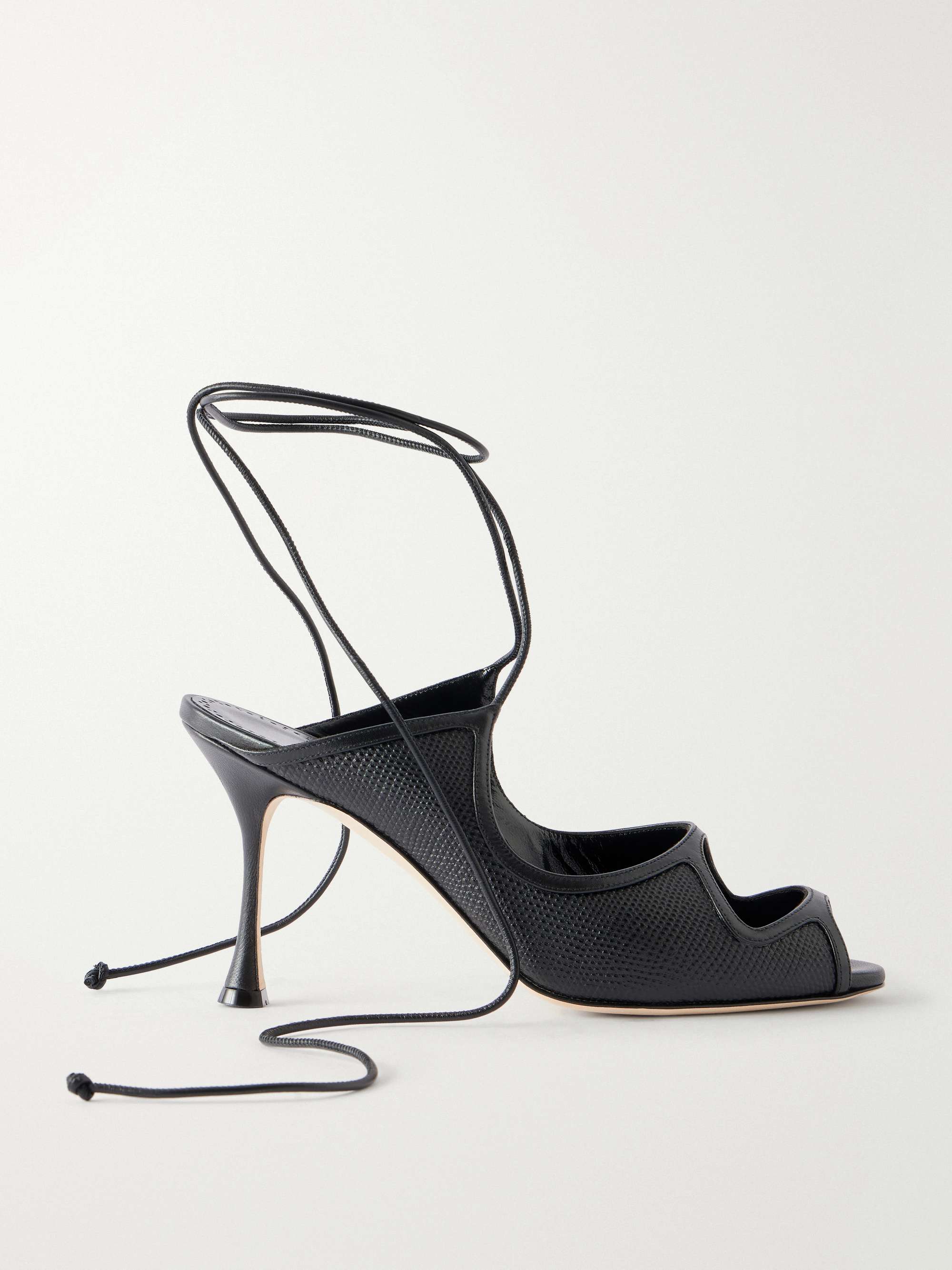 MANOLO BLAHNIK 
