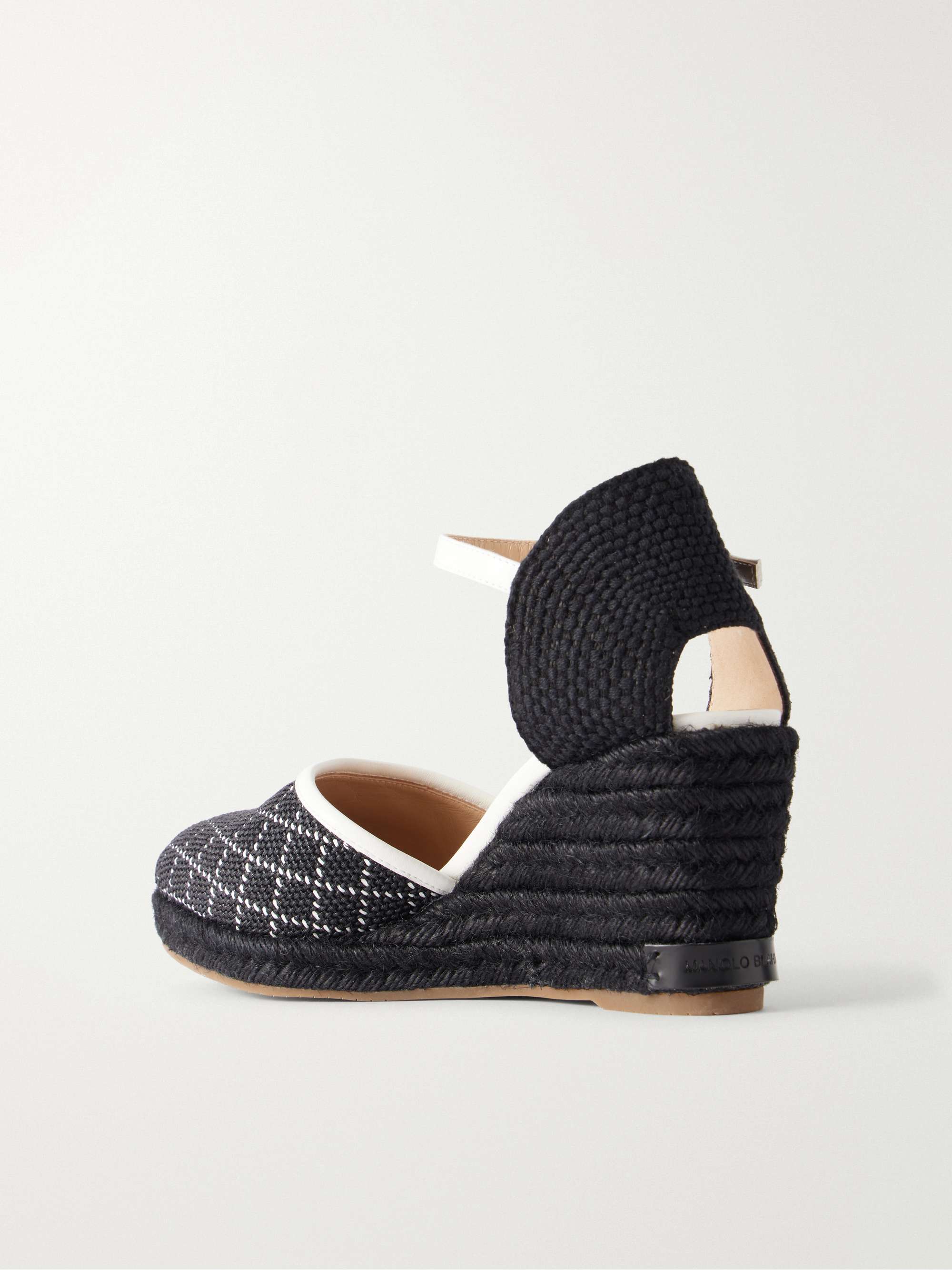 MANOLO BLAHNIK 