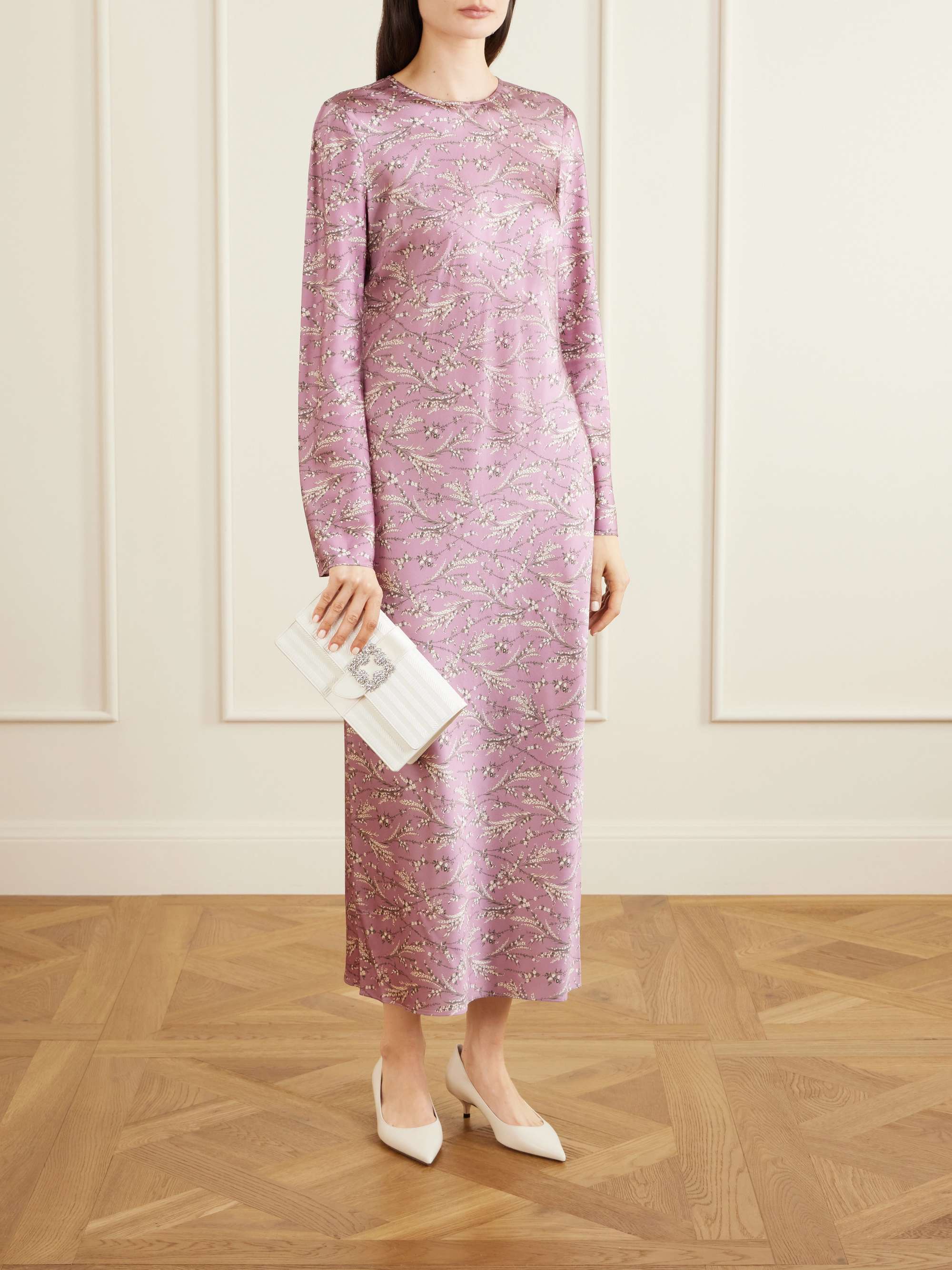 MANOLO BLAHNIK 