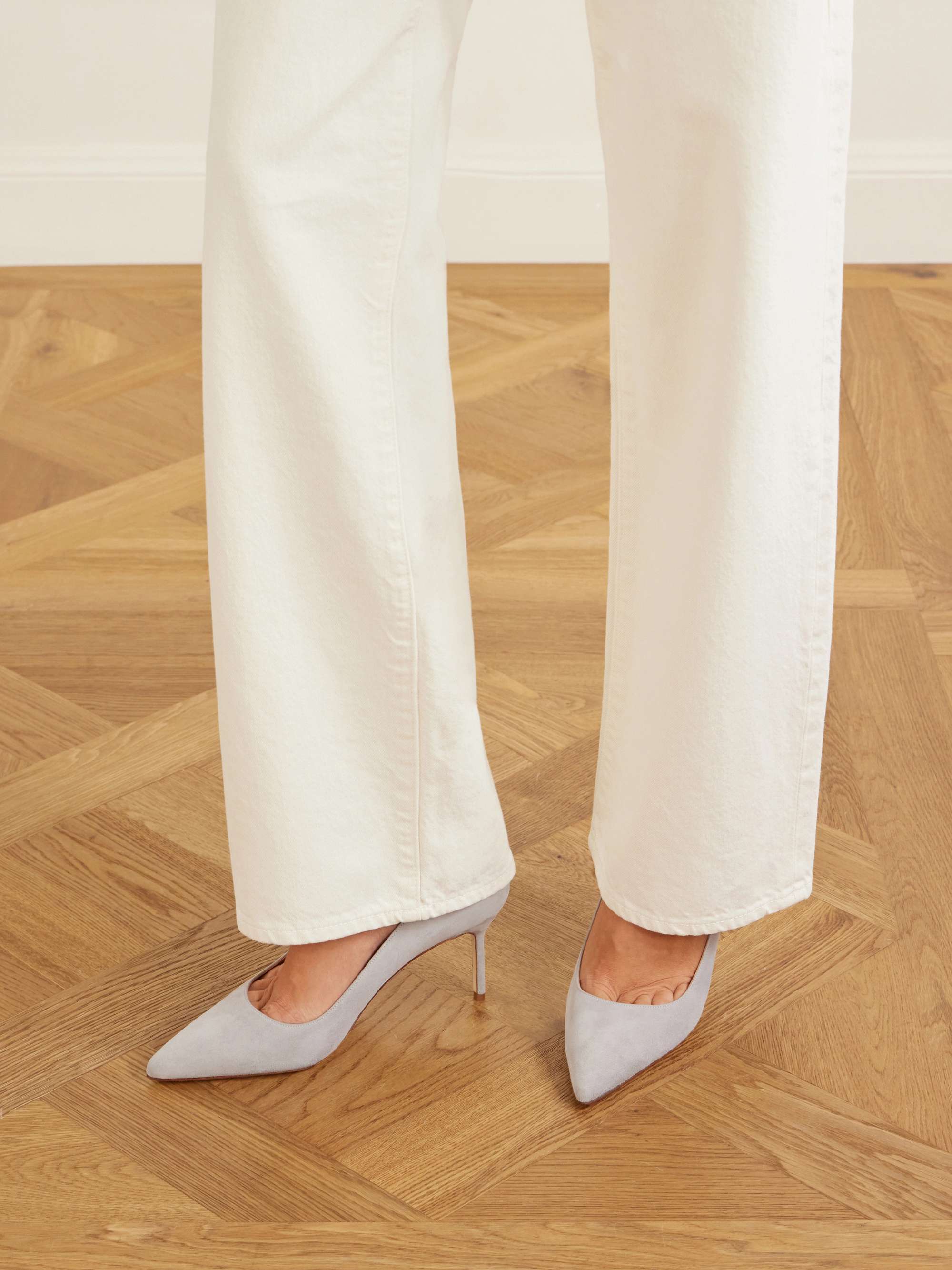 MANOLO BLAHNIK BB 70 suede pumps