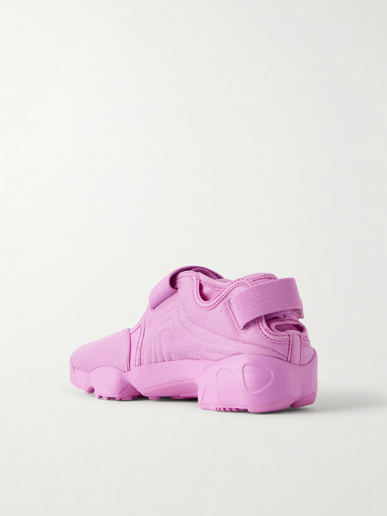Air Rift Mesh Split-Toe Sneakers