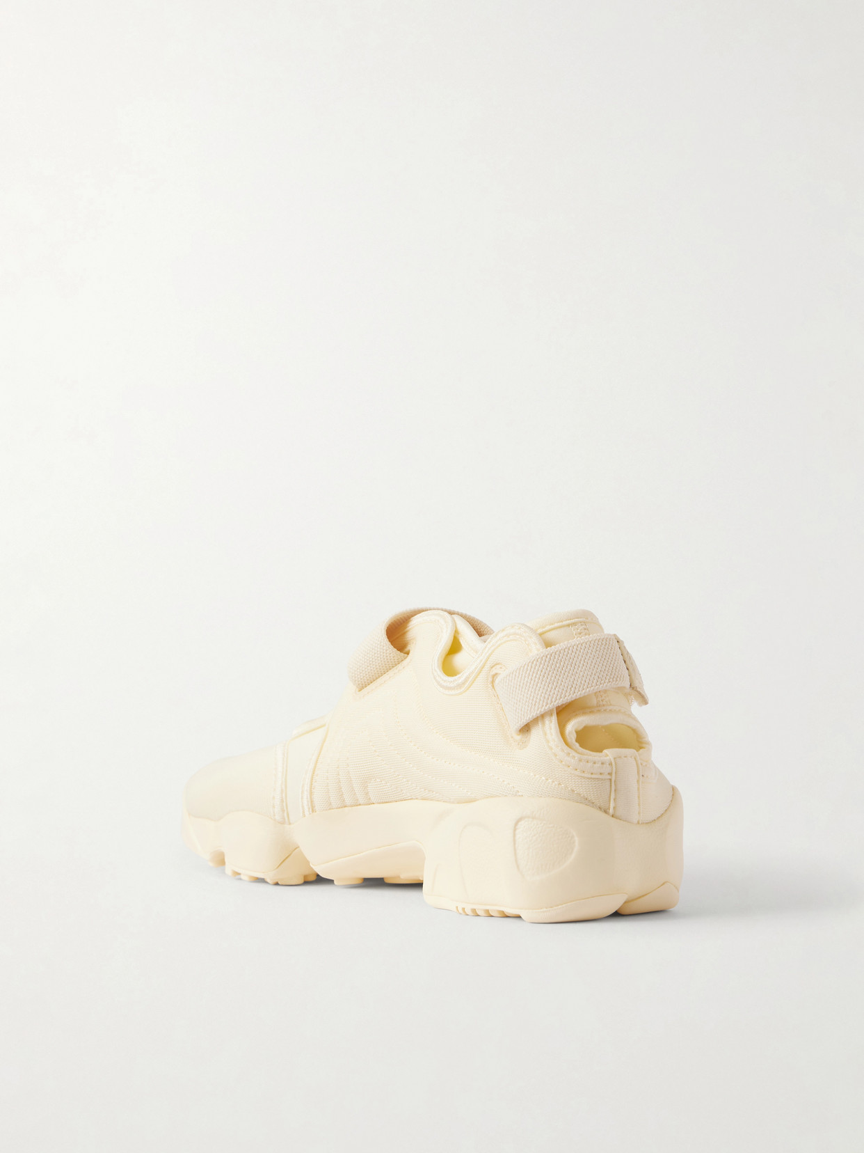 Air Rift Mesh Split-Toe Sneakers