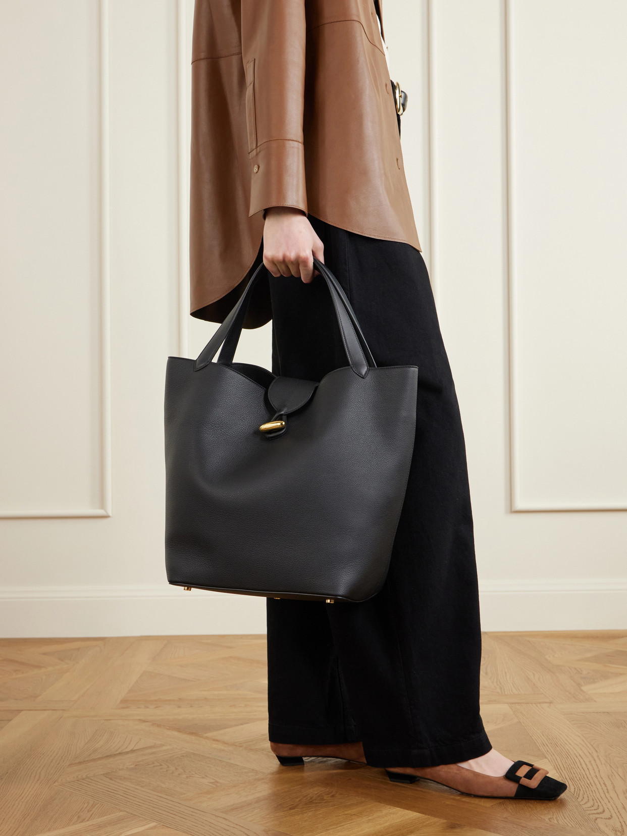 The Anello Leather Tote