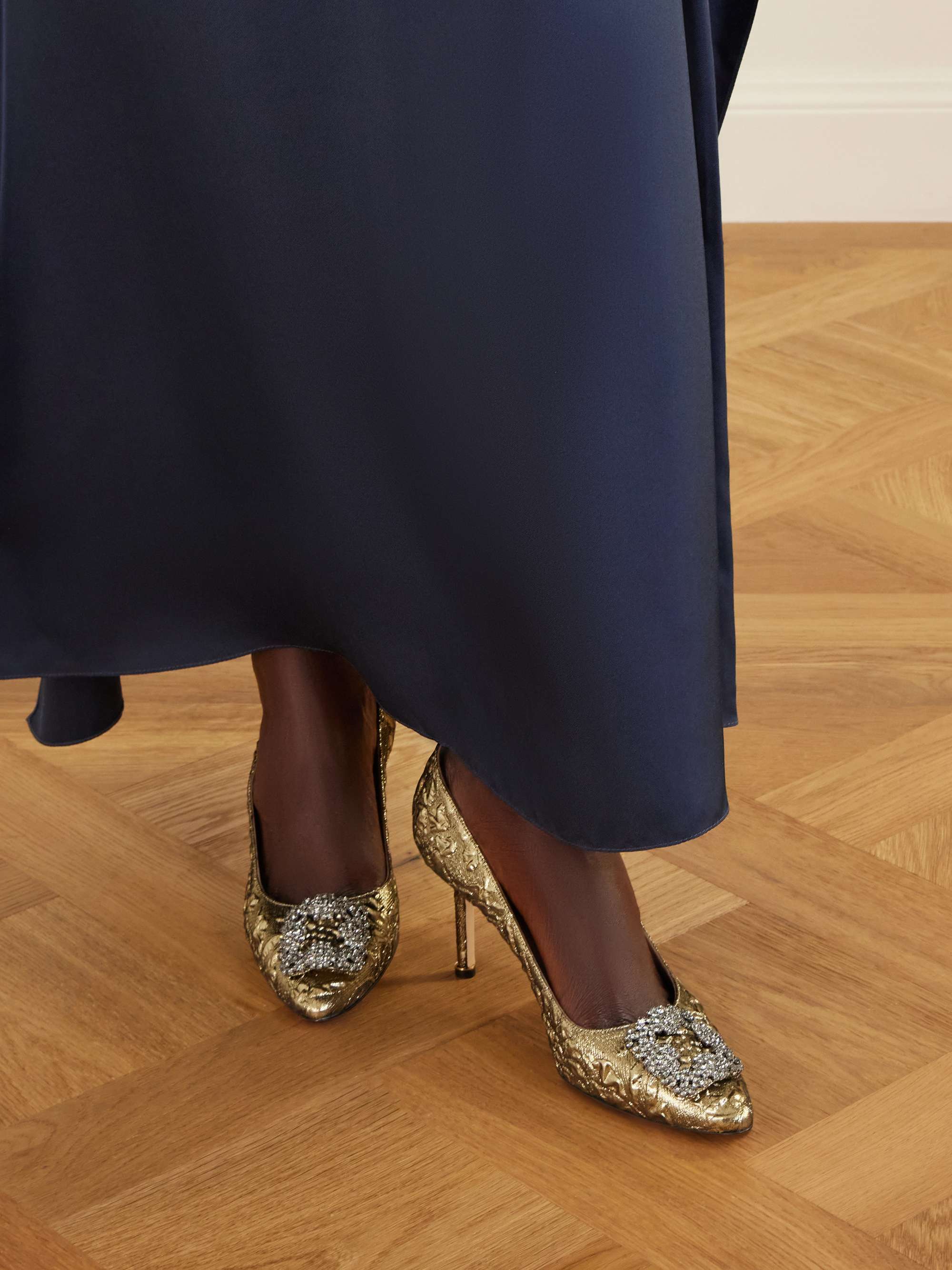 MANOLO BLAHNIK 