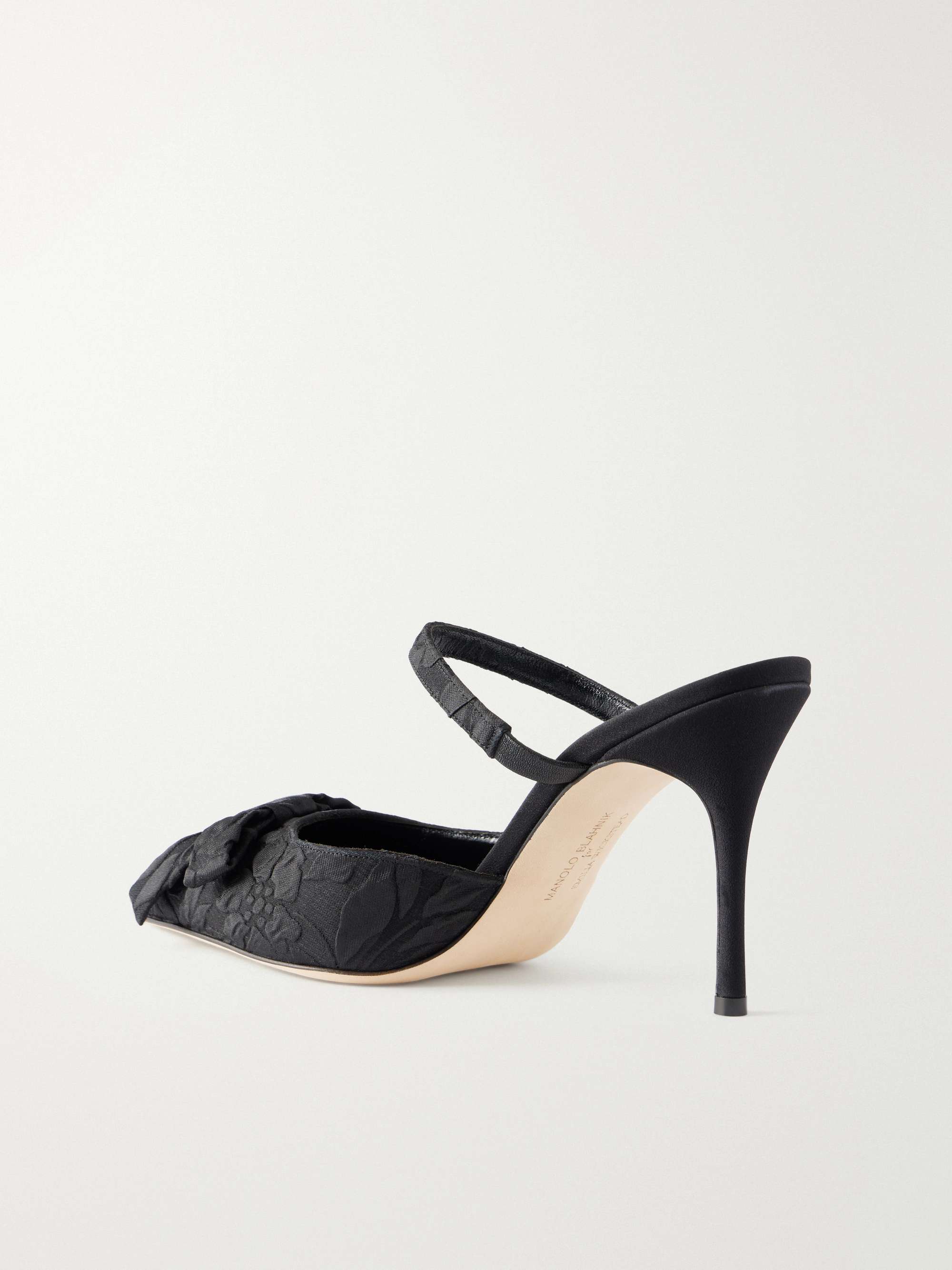 MANOLO BLAHNIK 