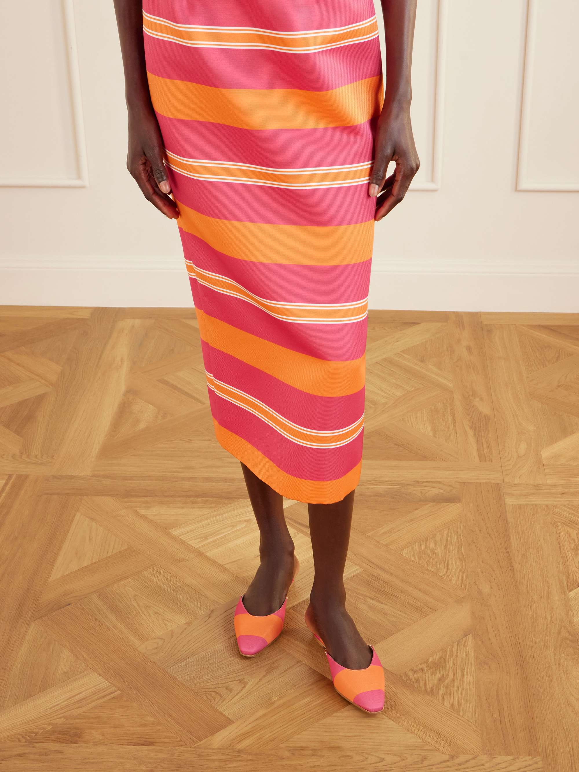 MANOLO BLAHNIK 