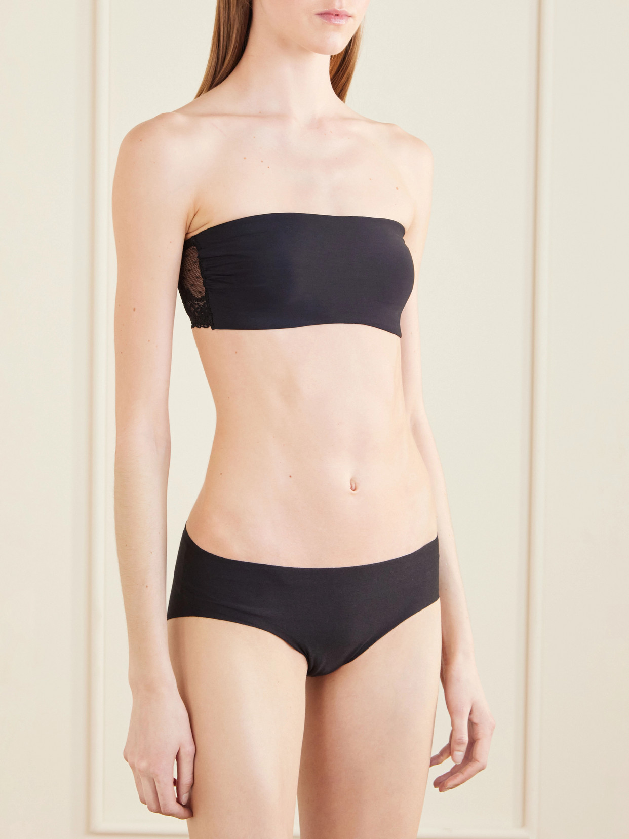 Commando Butter Soft Support Strapless Bralette In Black In Black