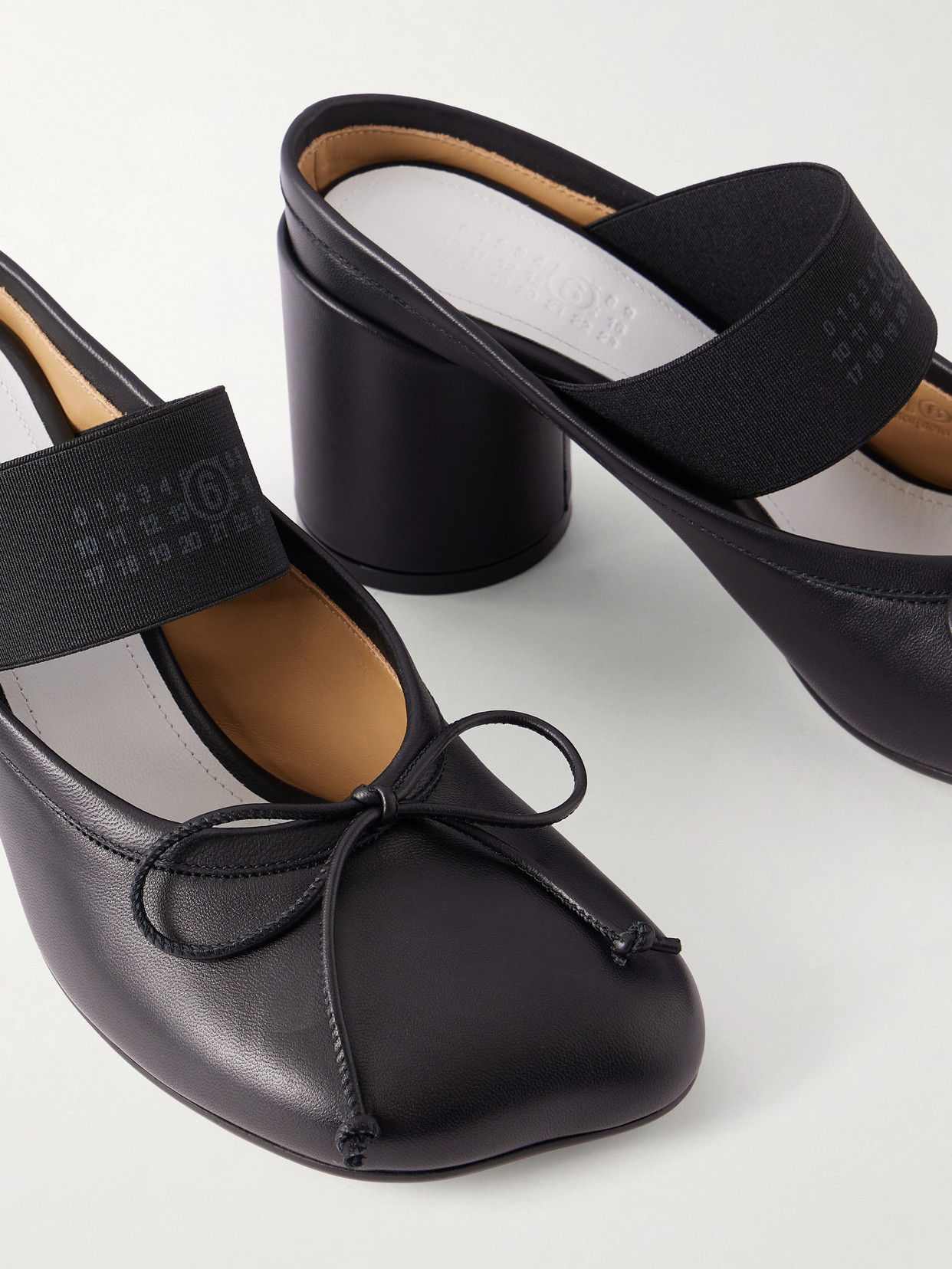 Mm6 Maison Margiela Anatomical Black Goat Leather Sandals With Bow Detail