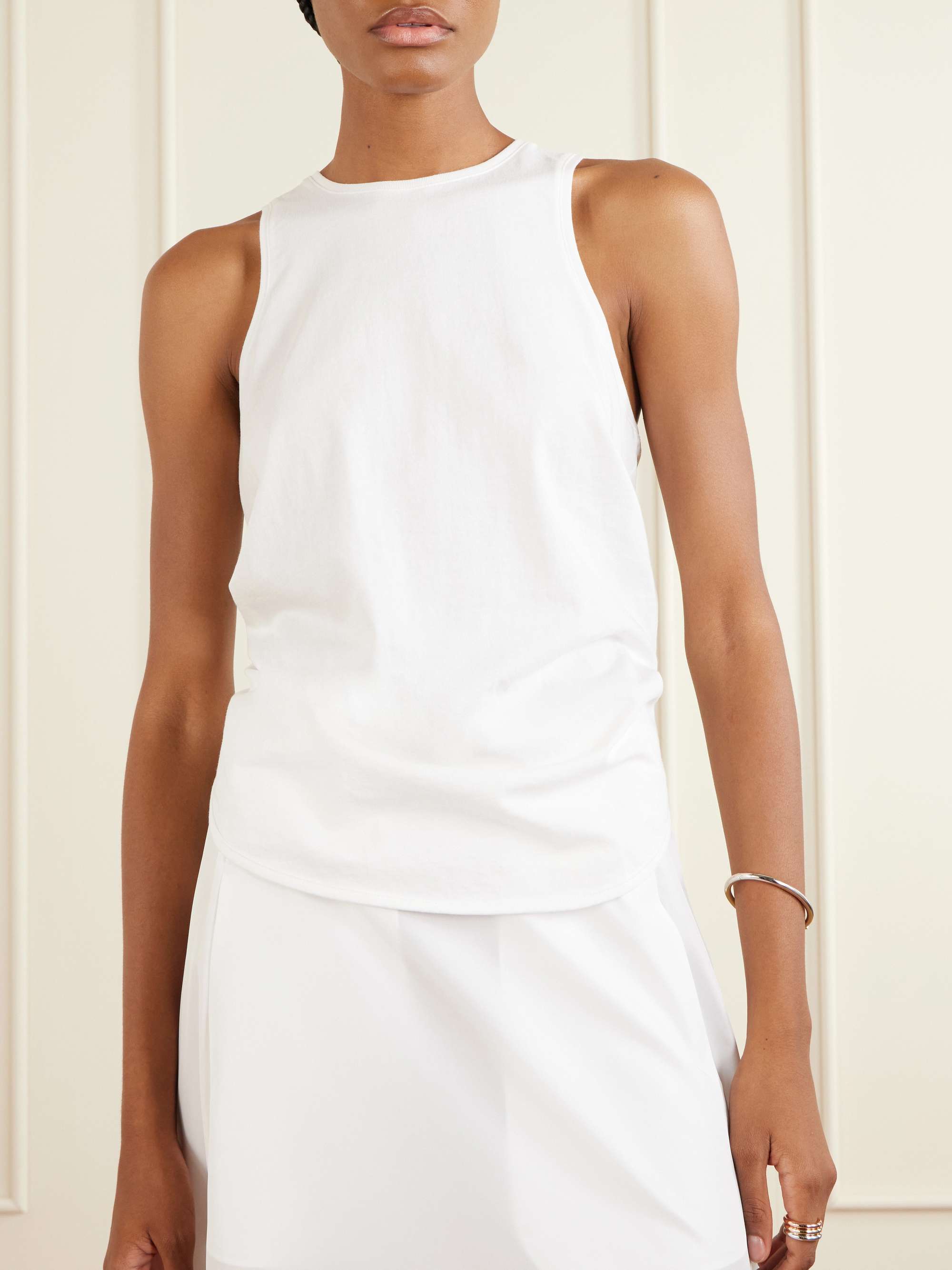 TIBI 