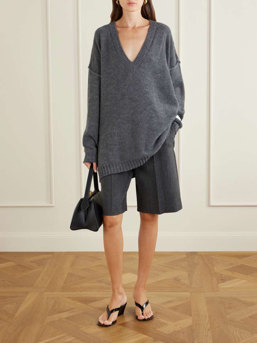 MM6 MAISON MARGIELA Striped Pleated Mélange-twill Shorts | Thumbnail 2 MM6 MAISON MARGIELA Striped Pleated Mélange-twill Shorts | Thumbnail 2