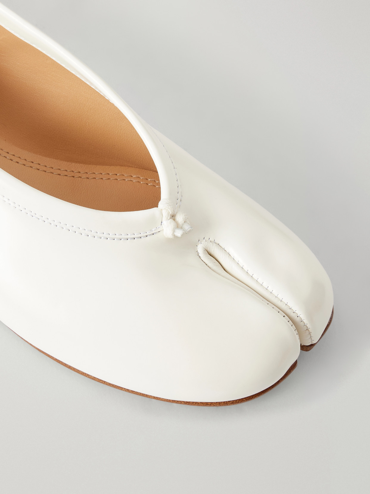 Tabi New Ballerina Split-Toe Ballet Flats