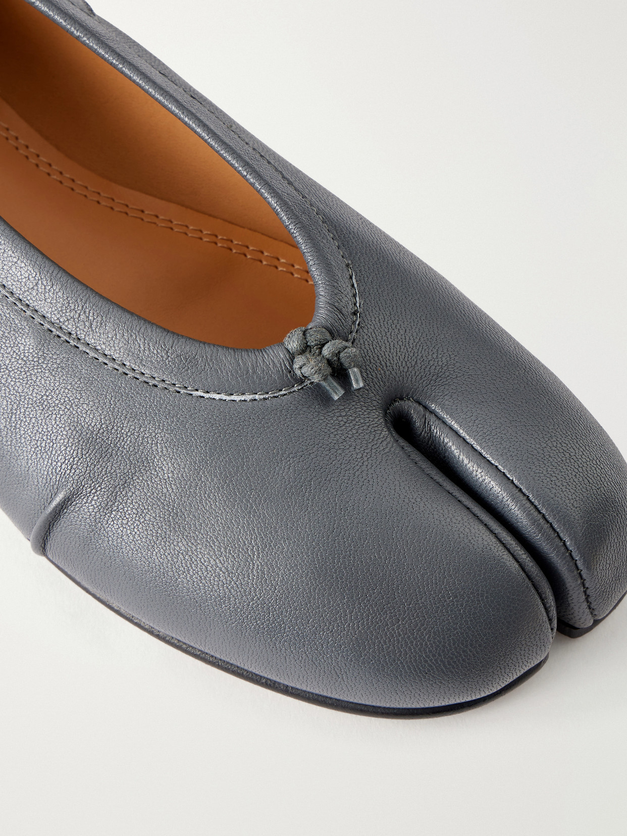 Tabi Split-Toe Textured Ballet Flats