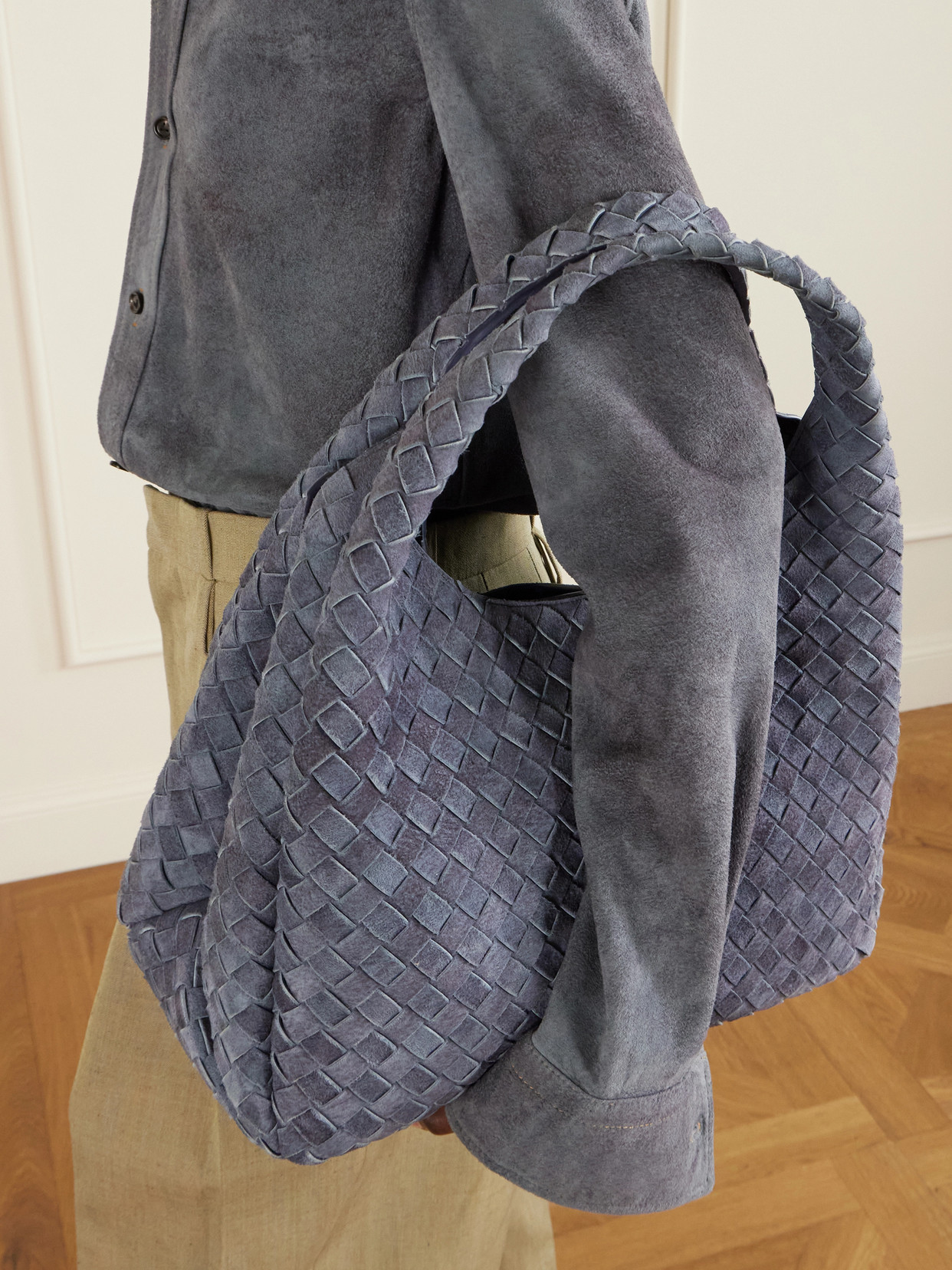 Campana Large Intrecciato Shoulder Bag
