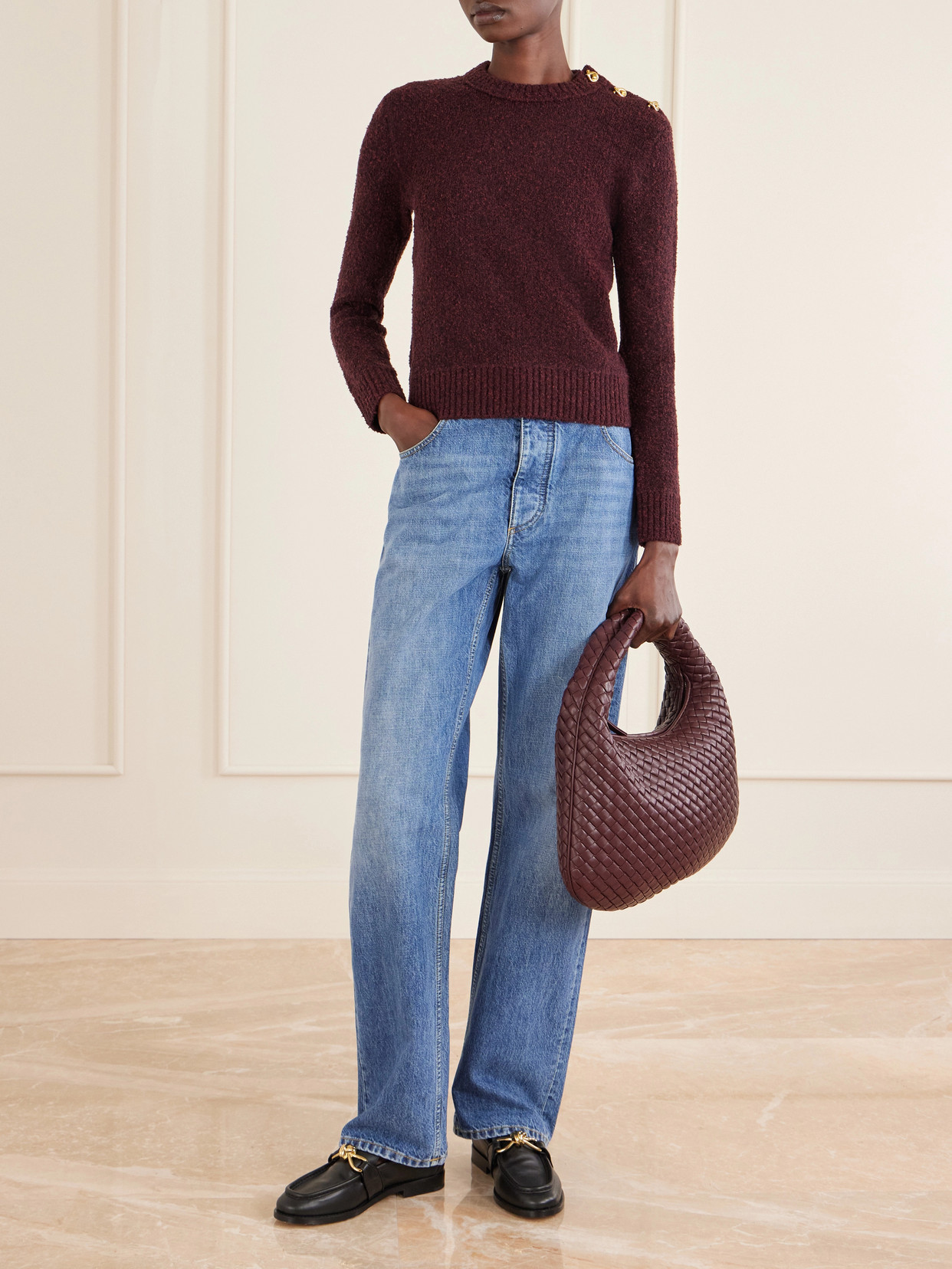 Veneta Medium Intrecciato Shoulder Bag