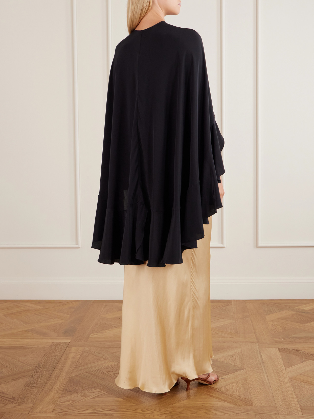 Aromatic Garden Fringed Silk-Crepe Cape