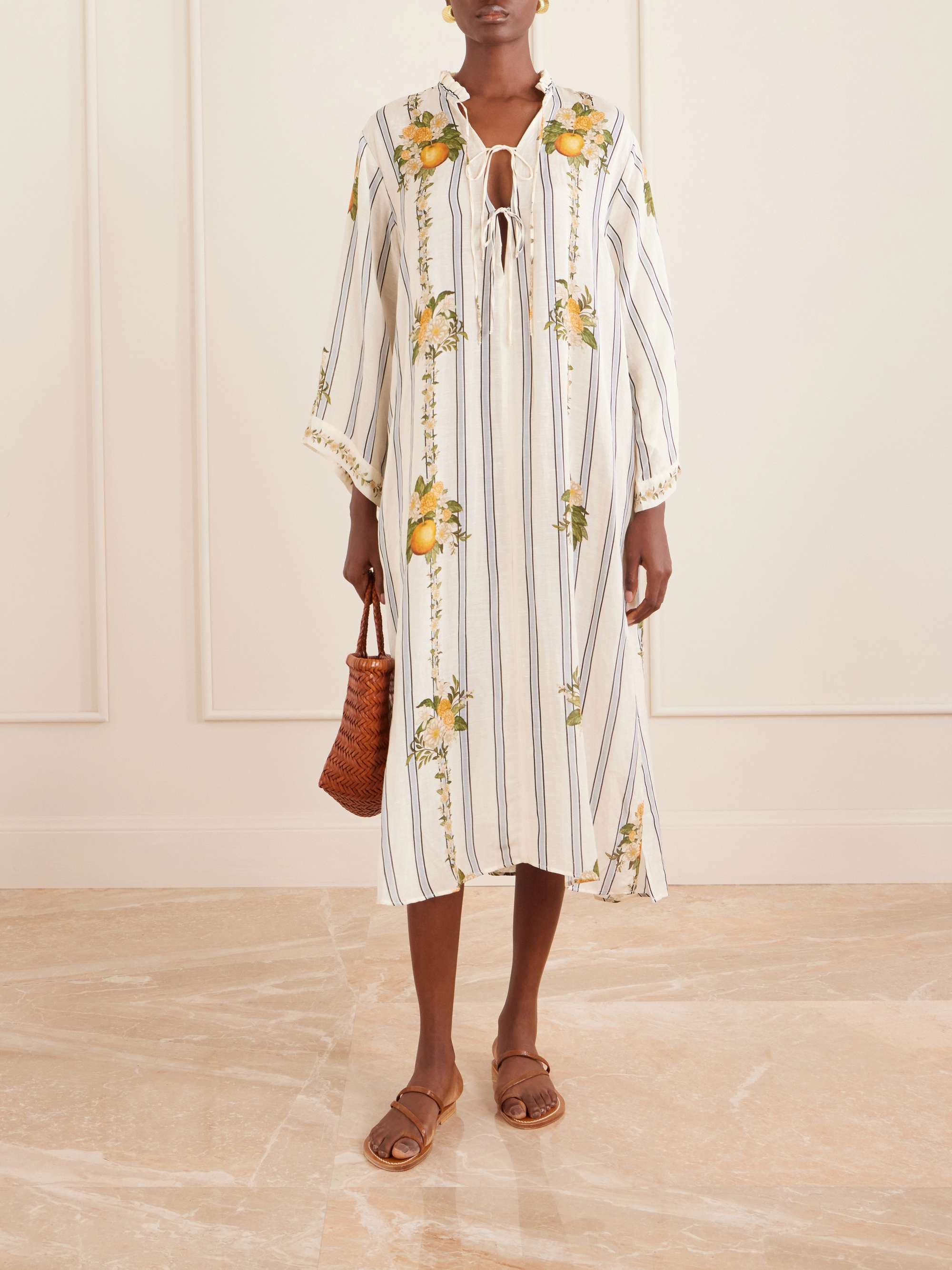 AGUA BY AGUA BENDITA 