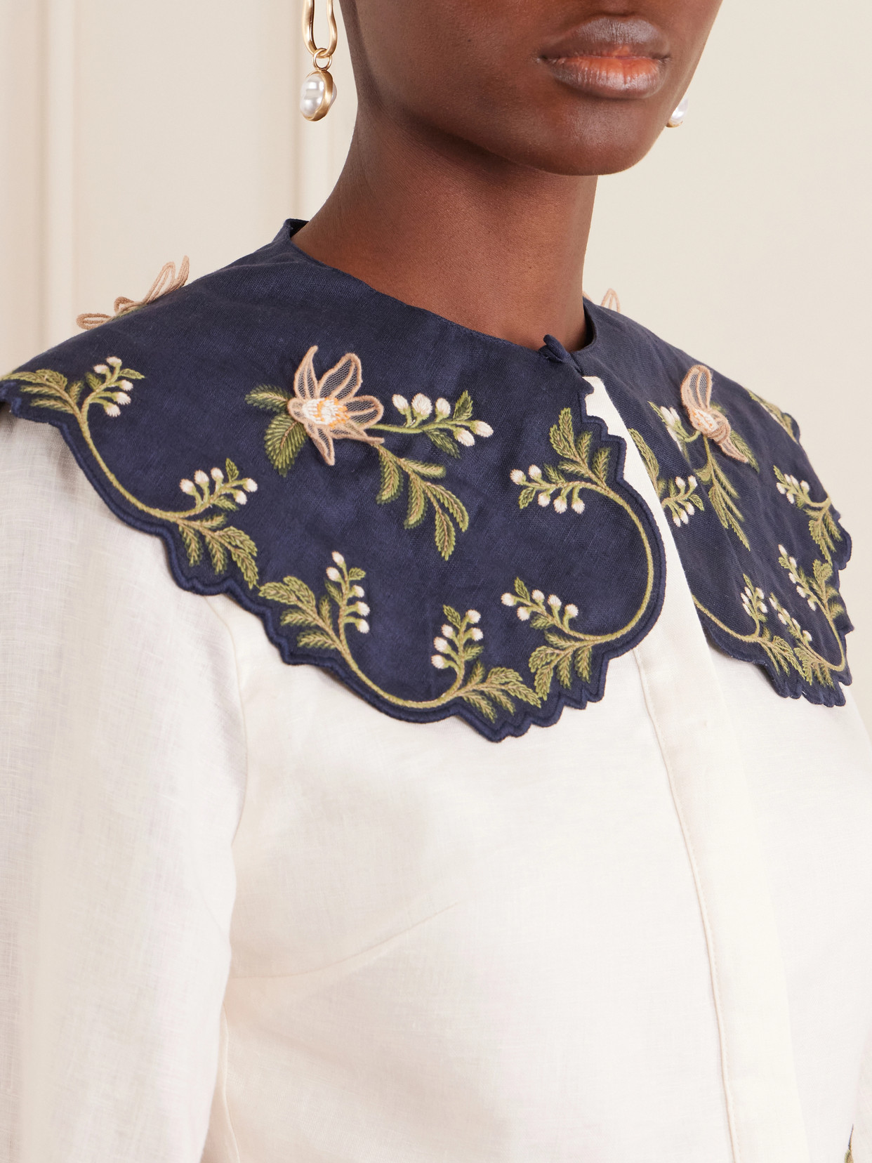 Cumbre Floral-Embroidered Appliquéd Tiered Shirt