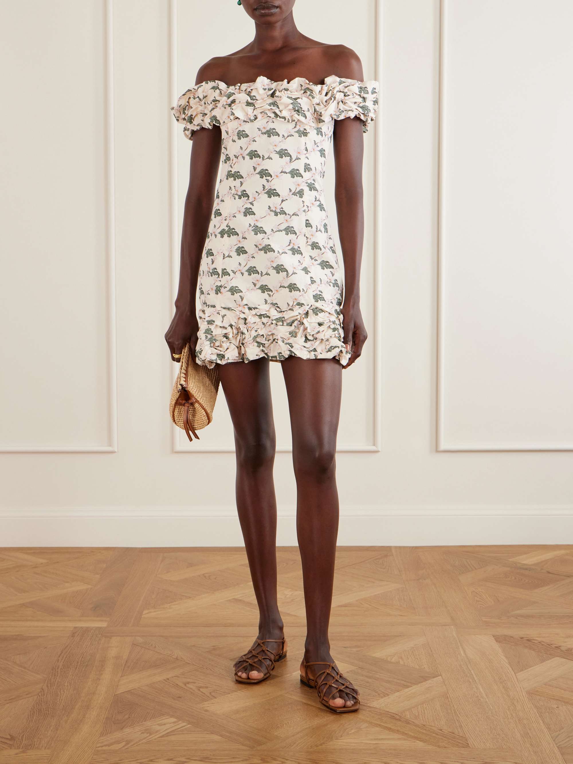 AGUA BY AGUA BENDITA 