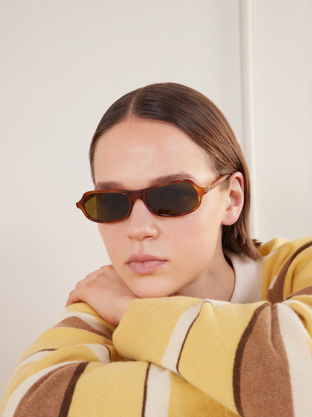 Miu Miu 0mu B10su Rectangular Tortoiseshell Sunglasses In Brown