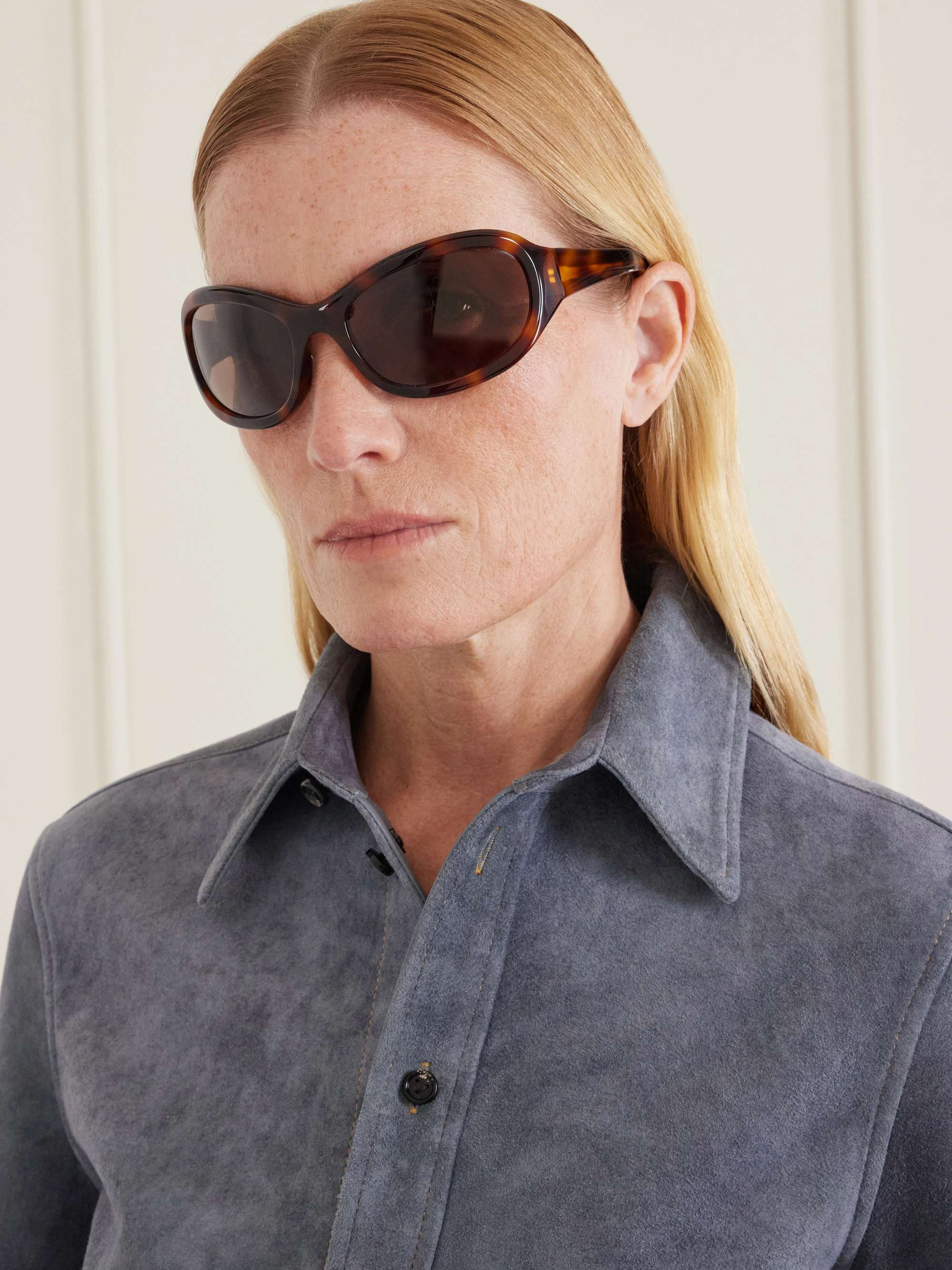 OLIVER PEOPLES 