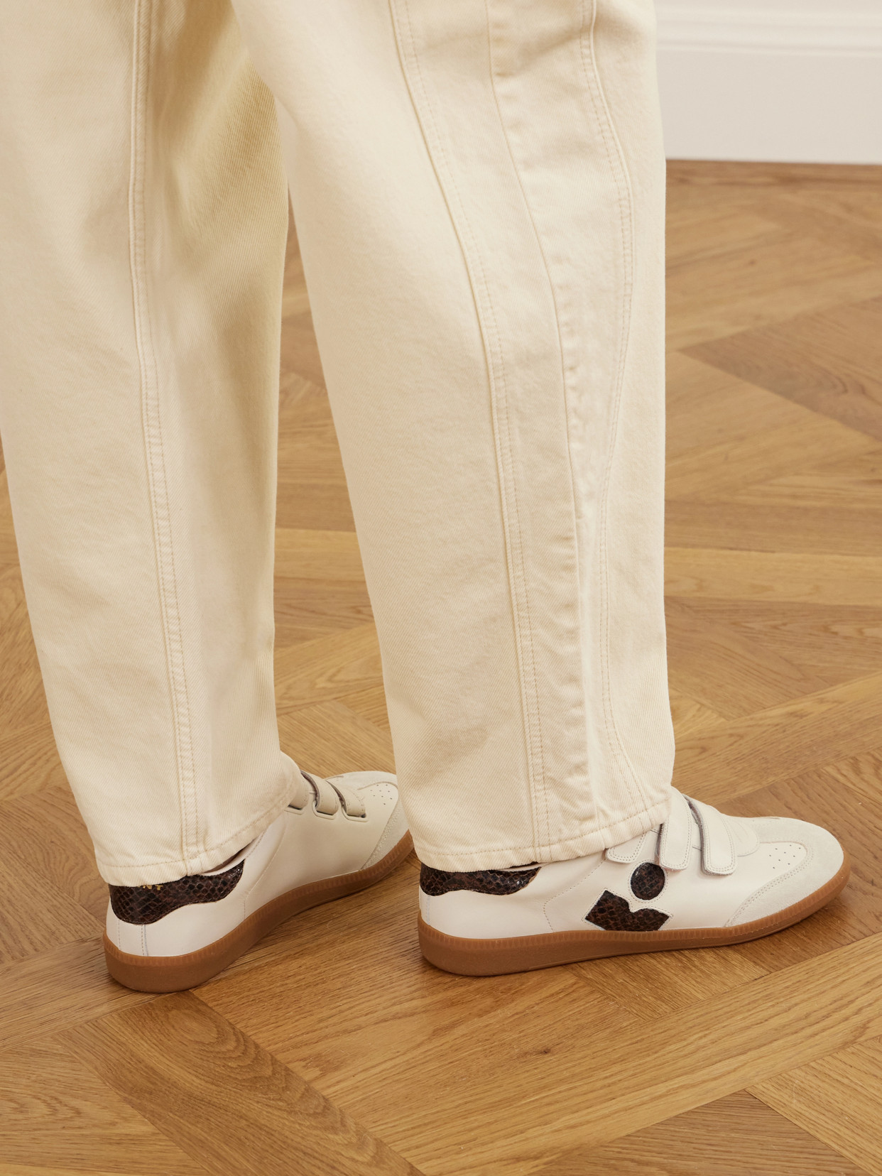 Beth Sneakers