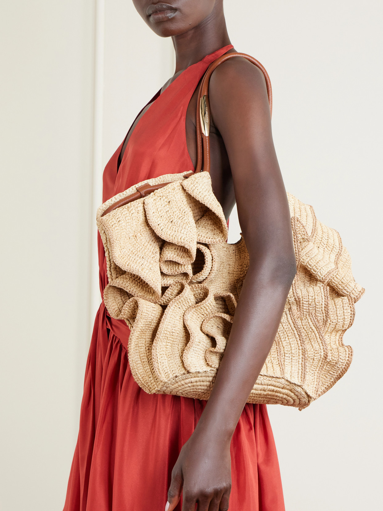 Goldentime Ruffle-Detail Medium Raffia Tote