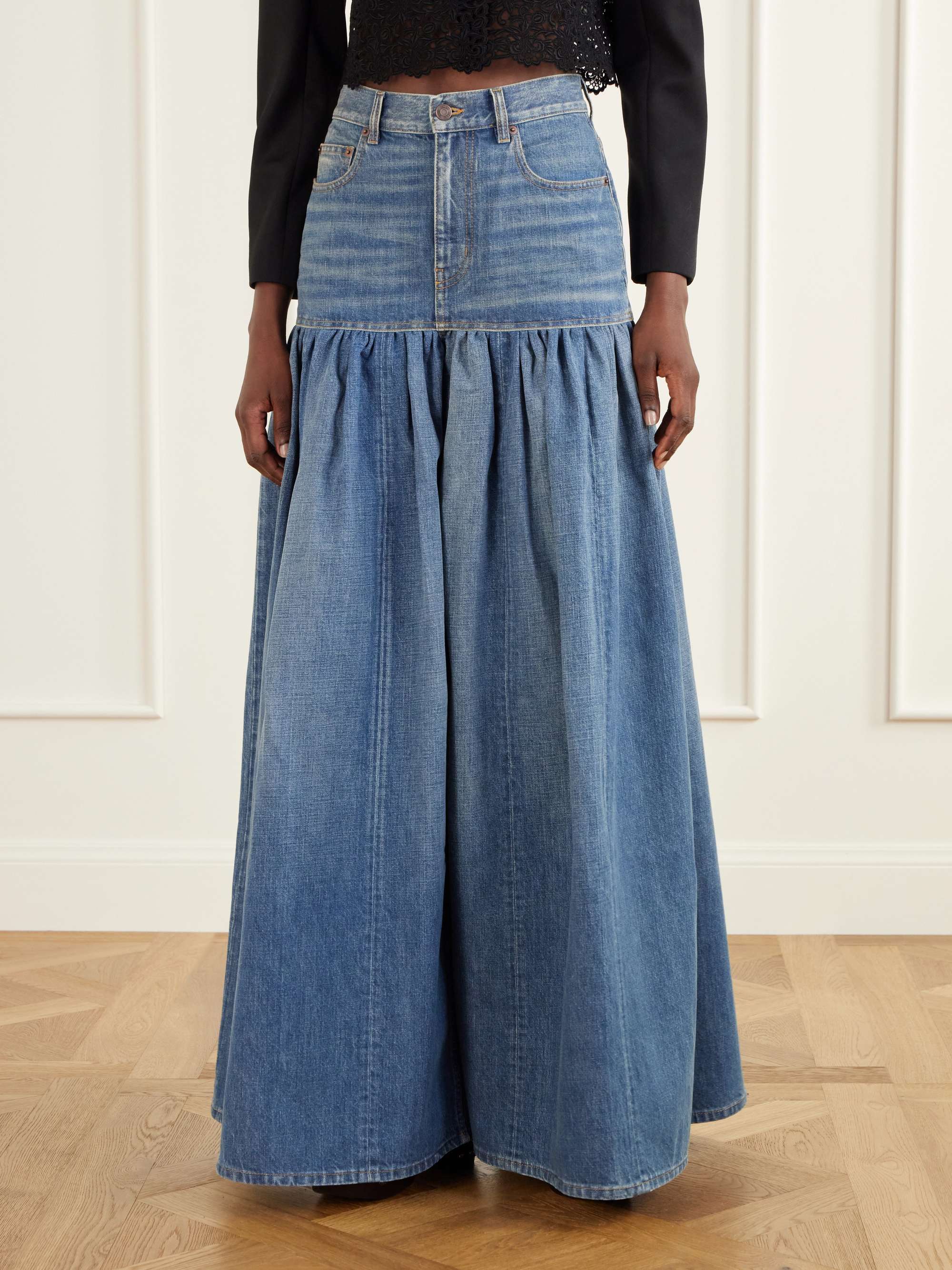 CHLOÉ 