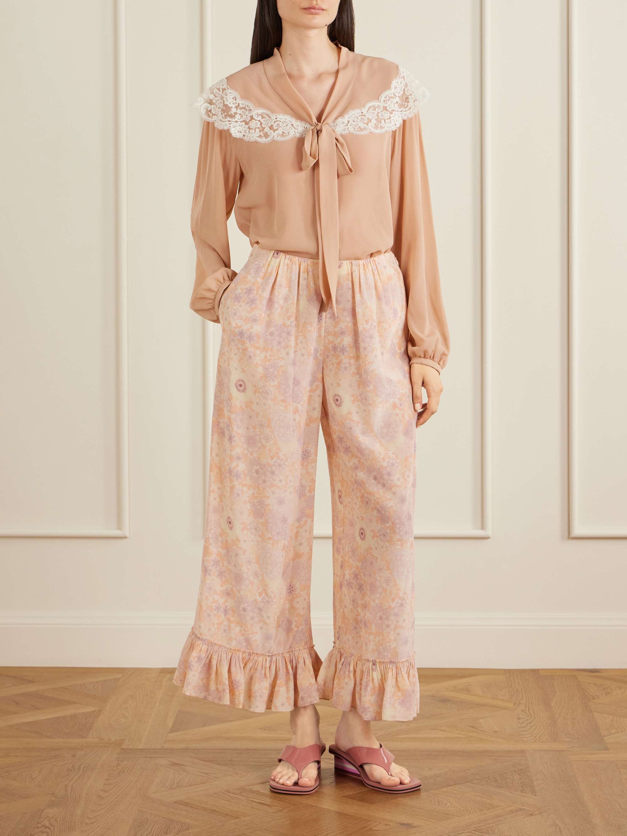 CHLOÉ 