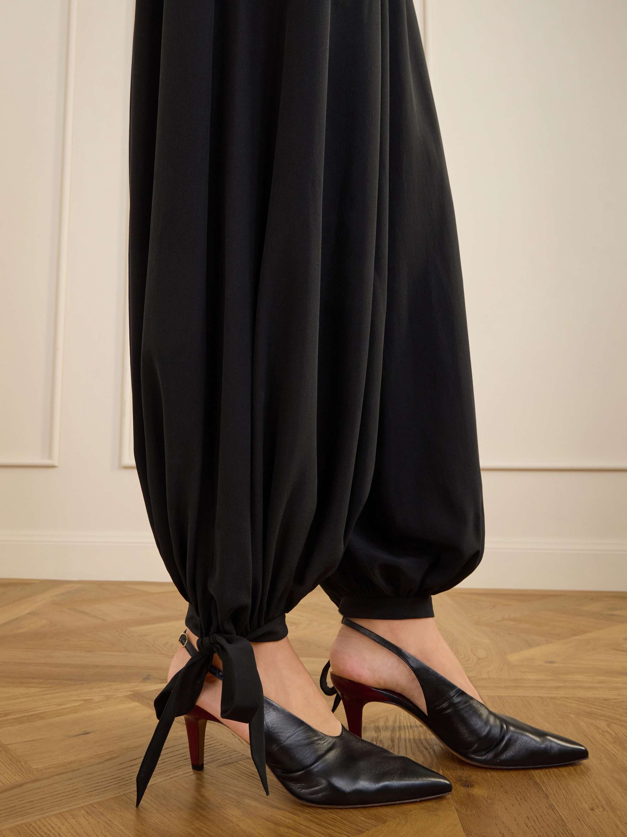 CHLOÉ Silk crepe de chine balloon pants | NET-A-PORTER