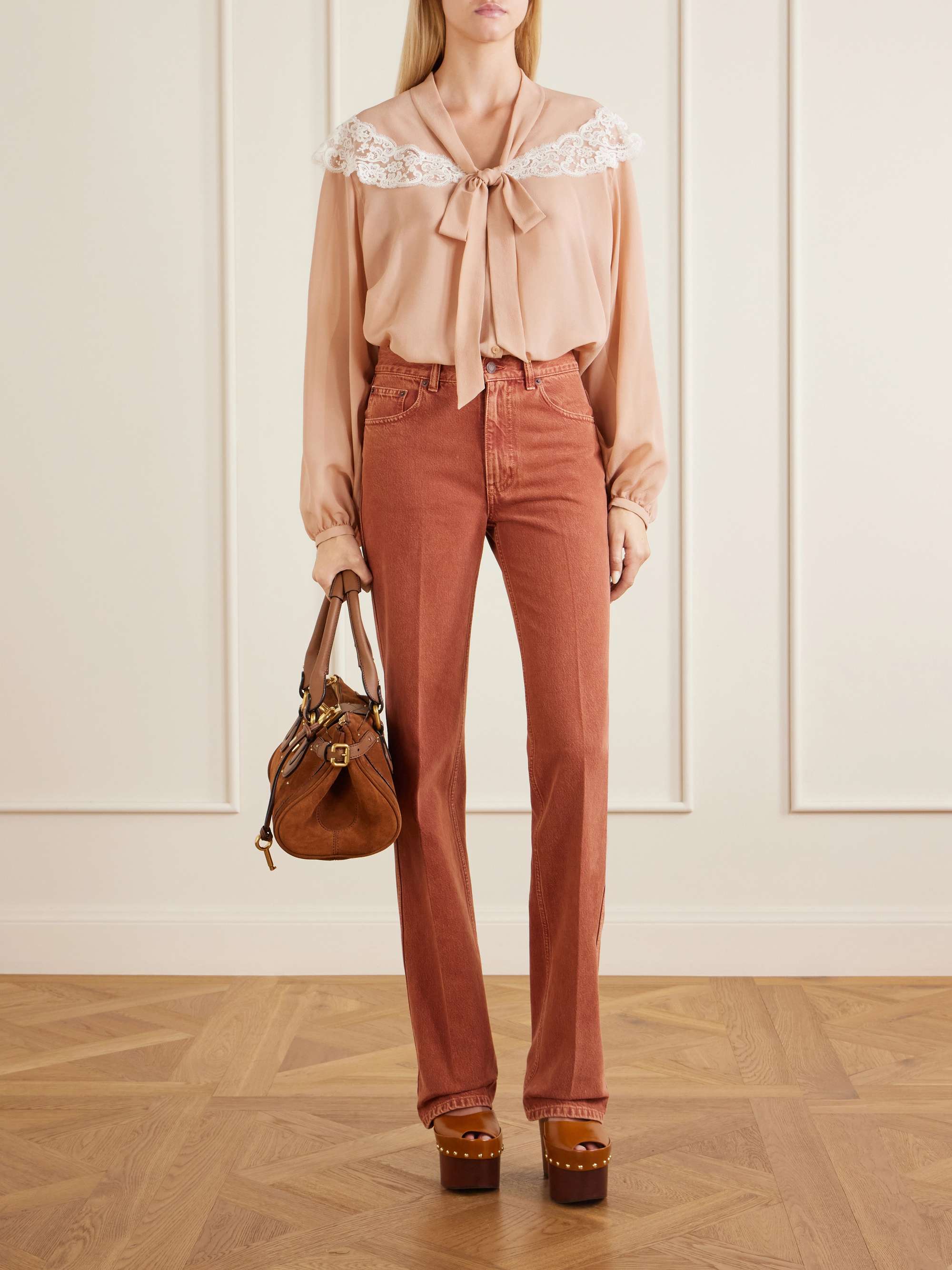 CHLOÉ 