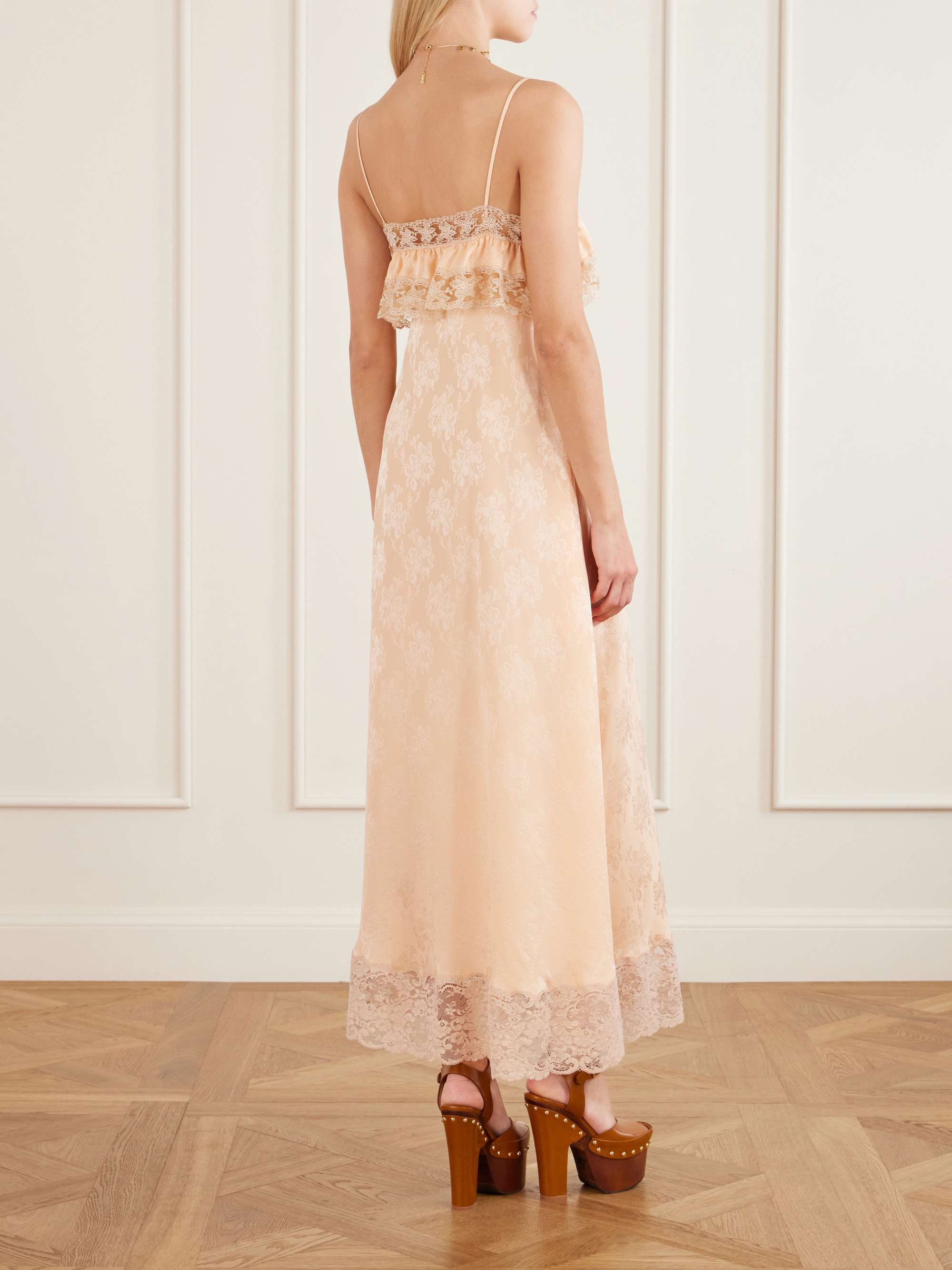 CHLOÉ 