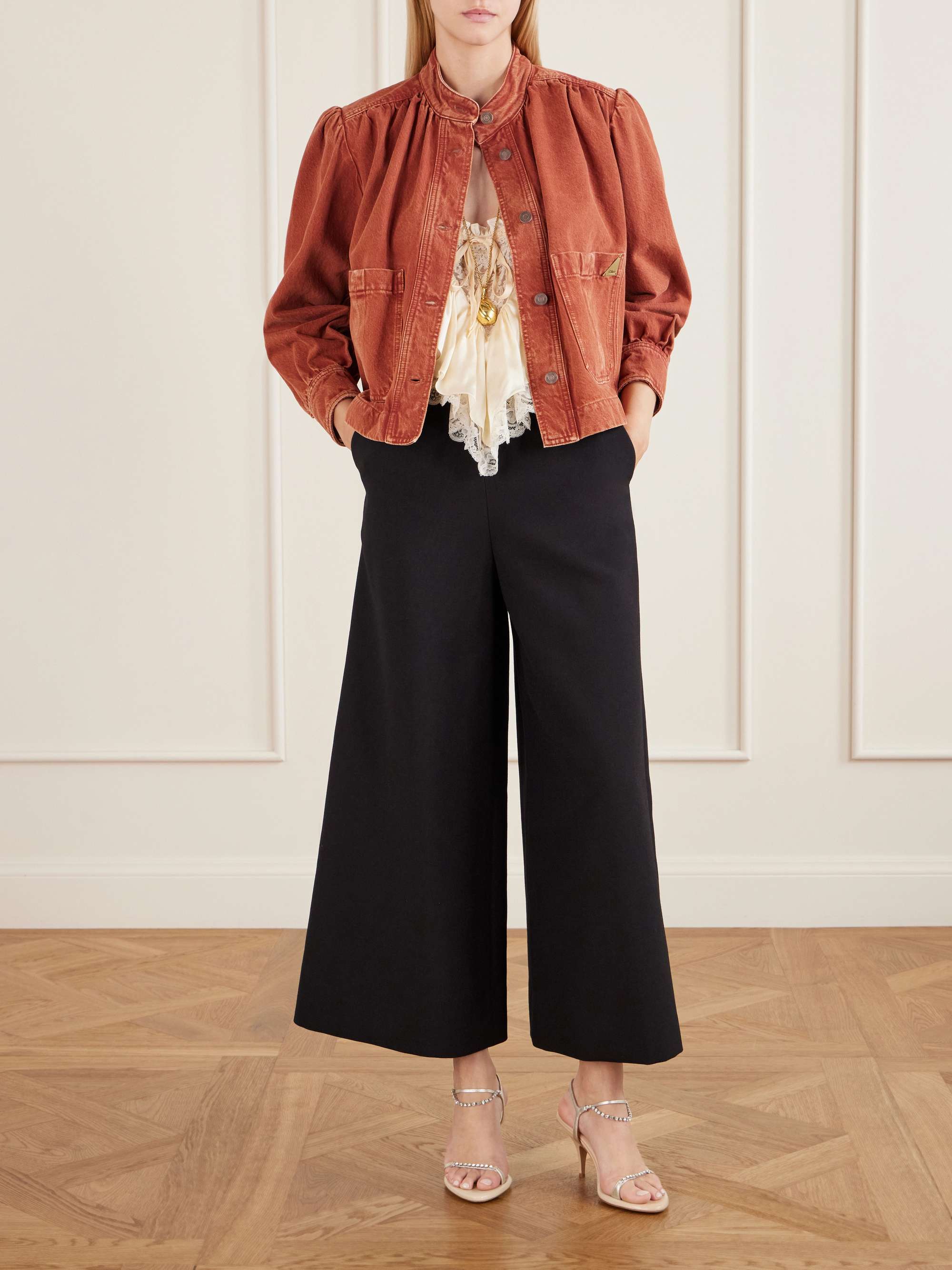 CHLOÉ 