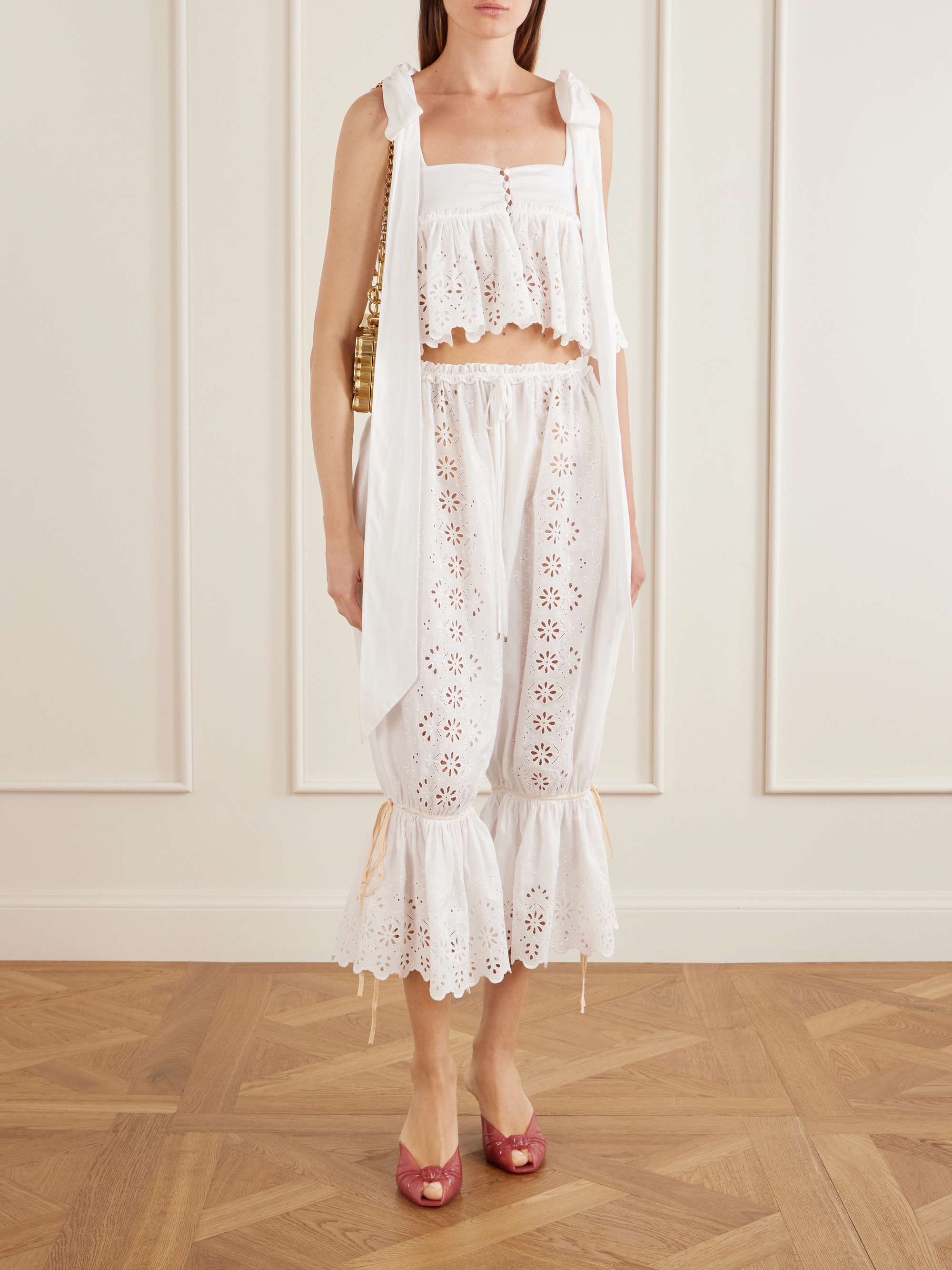 CHLOÉ 