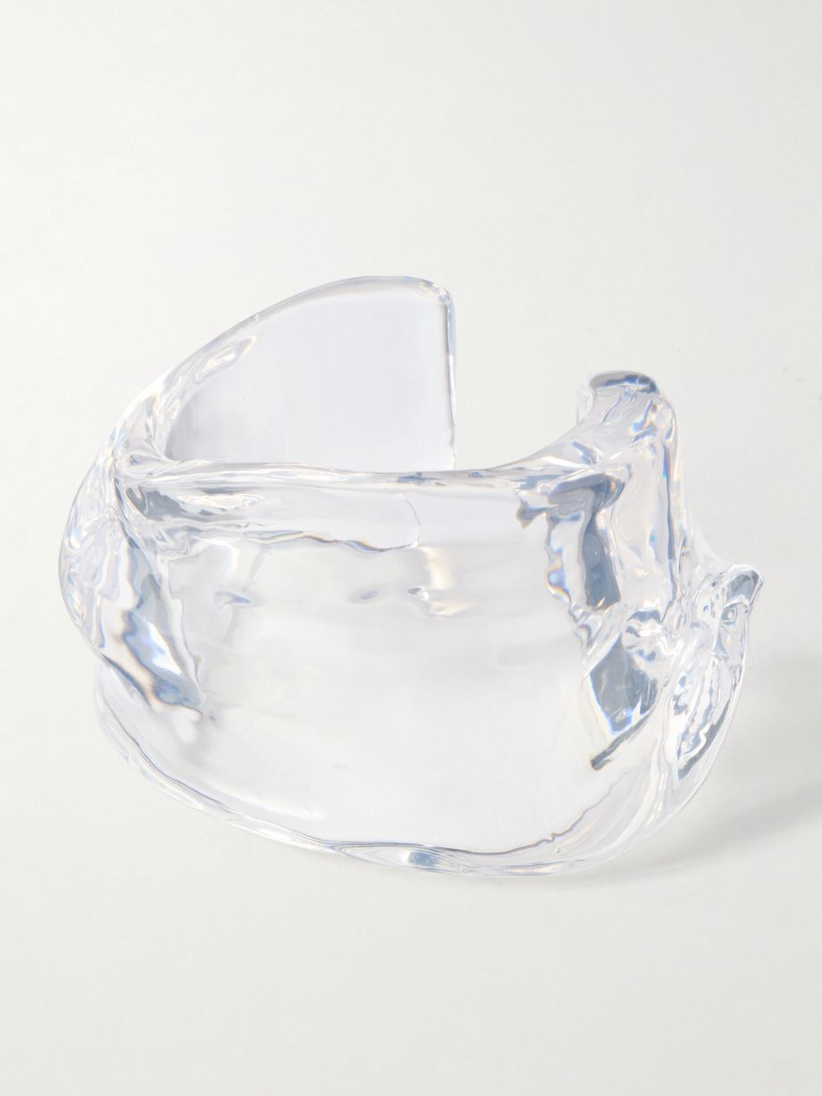 Draped resin cuff