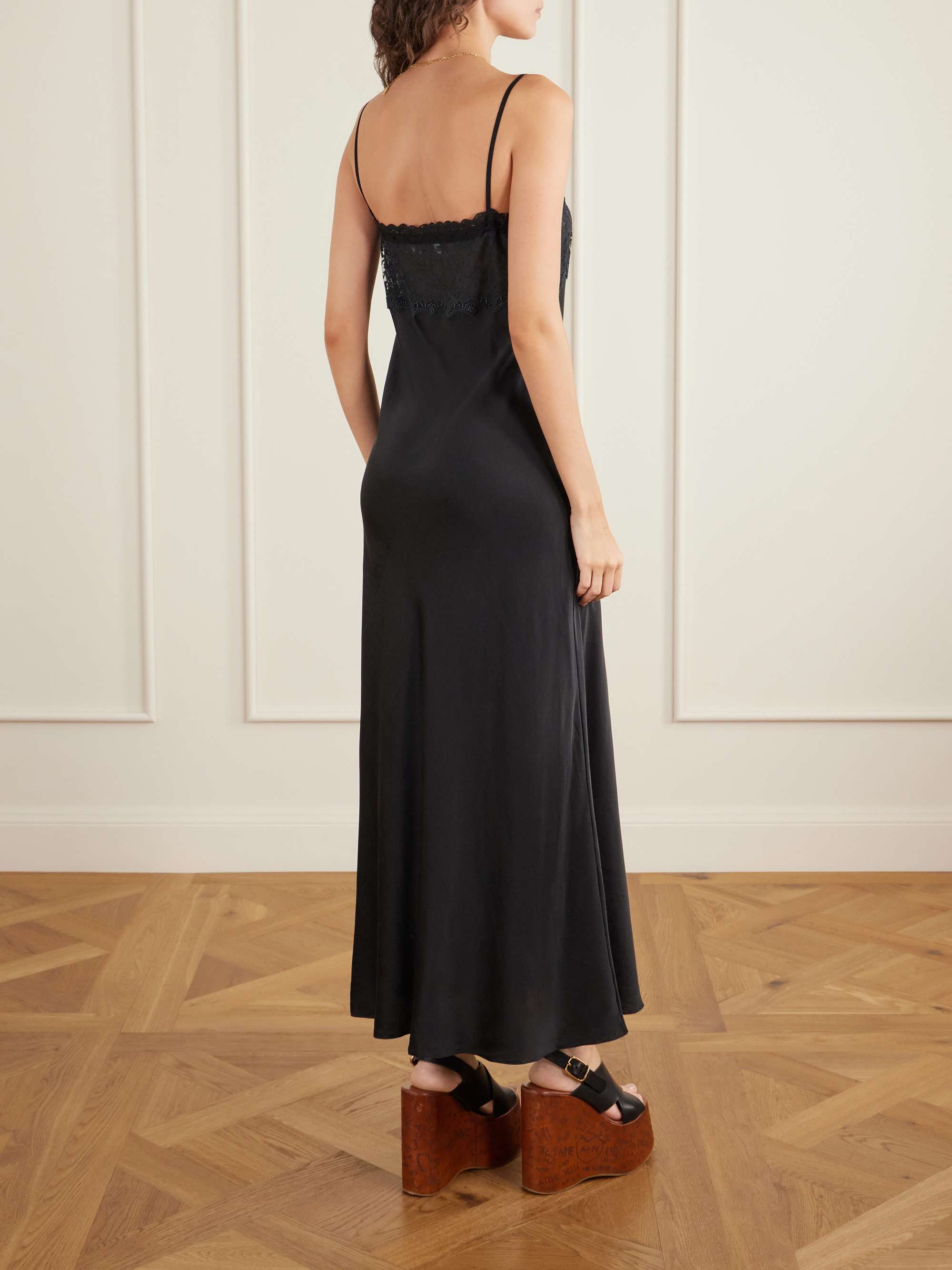 CHLOÉ 