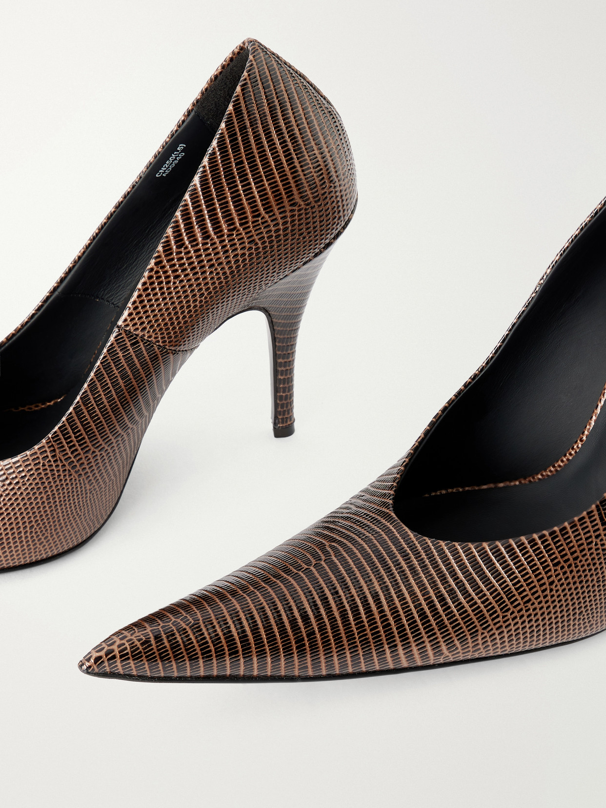 Snake-Effect Pumps