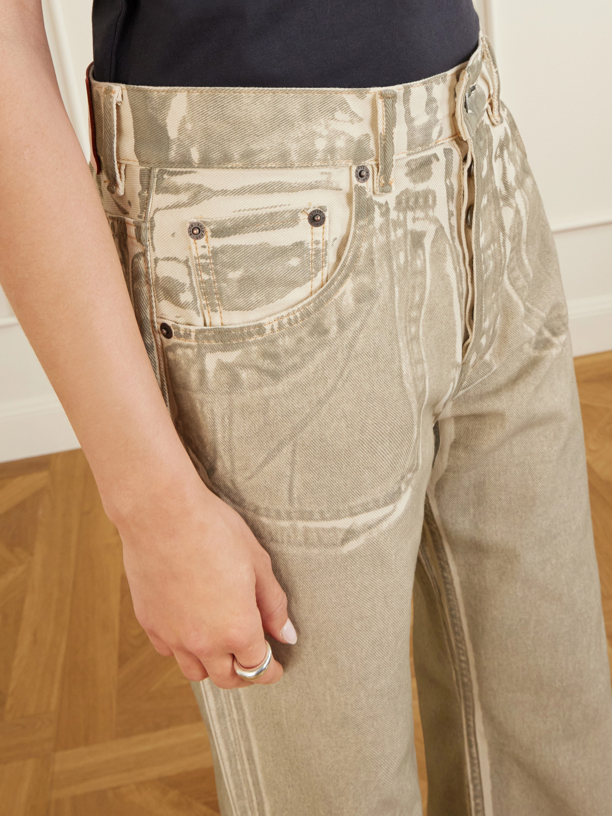 Acne Studios Comfortable Versatile Loose-fit Jeans In Neutral