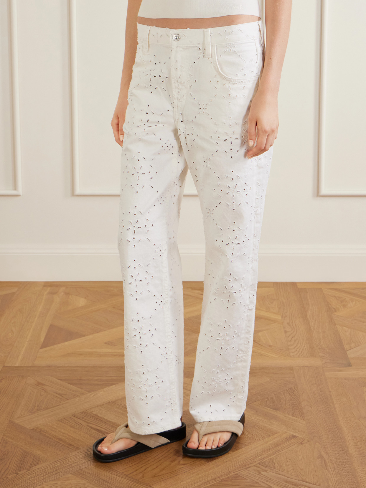 Lindz Mid-Rise Embroidered Straight-Leg Jeans
