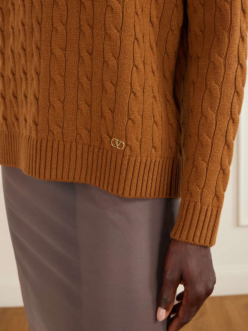 Valentino Garavani Cable-knit Cashmere Sweater | Thumbnail 5 Valentino Garavani Cable-knit Cashmere Sweater | Thumbnail 5