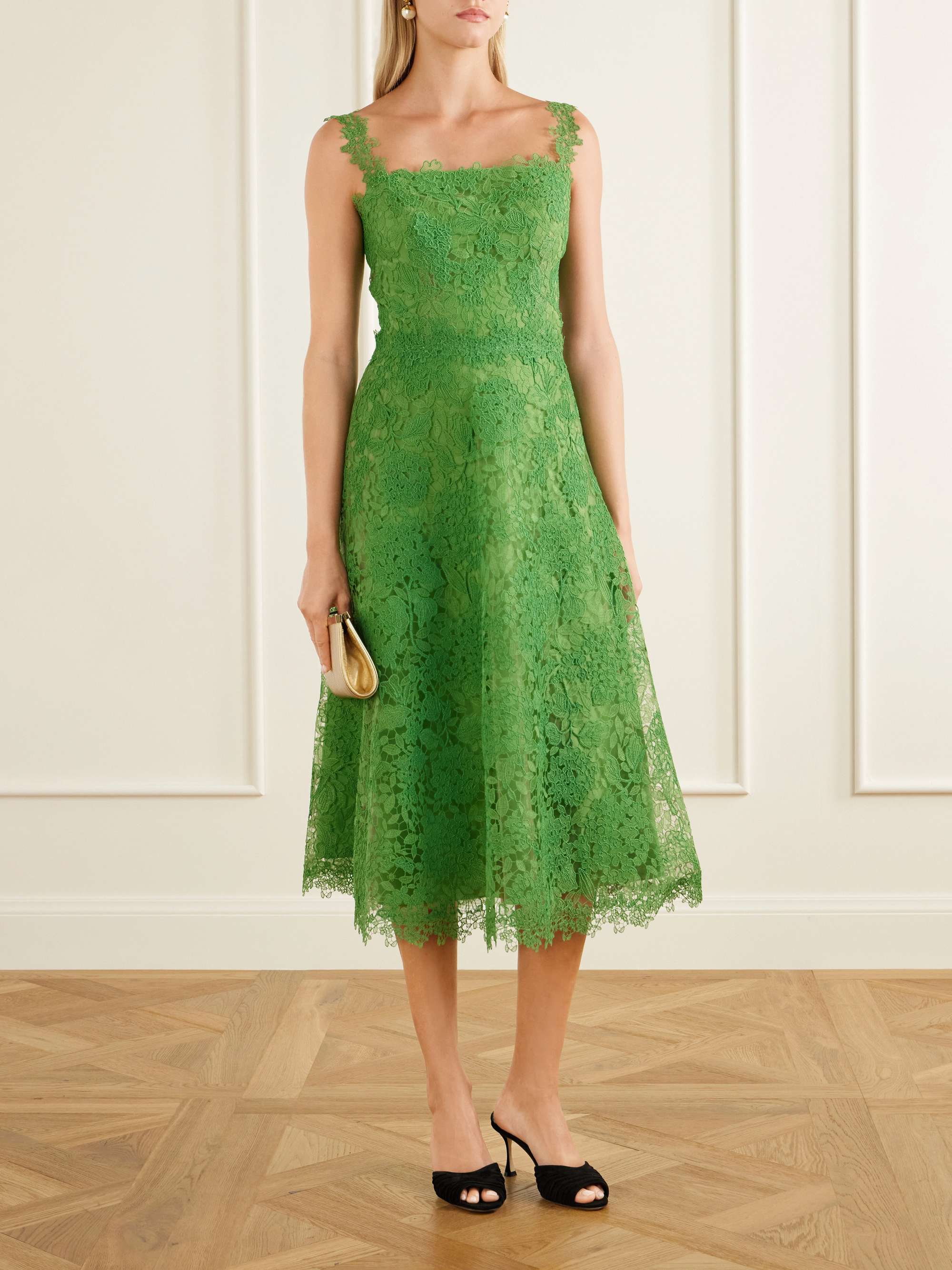 CAROLINA HERRERA 