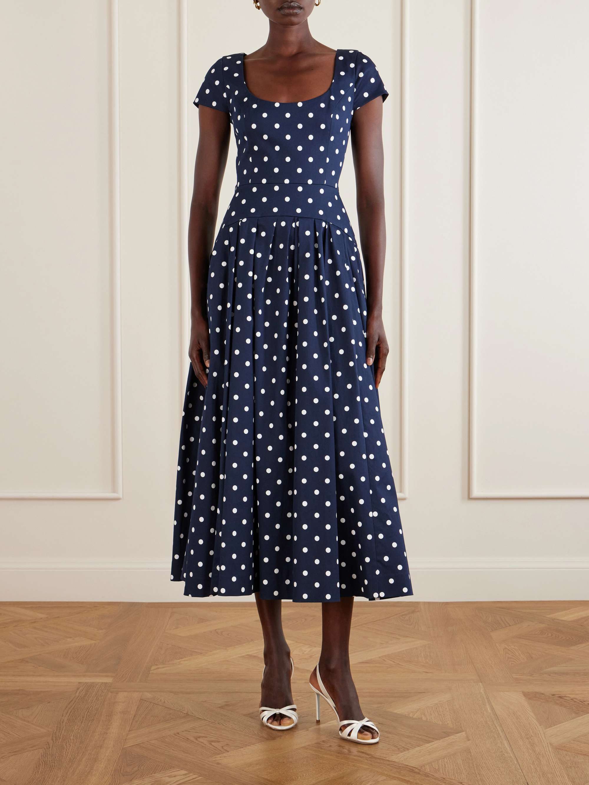 CAROLINA HERRERA 