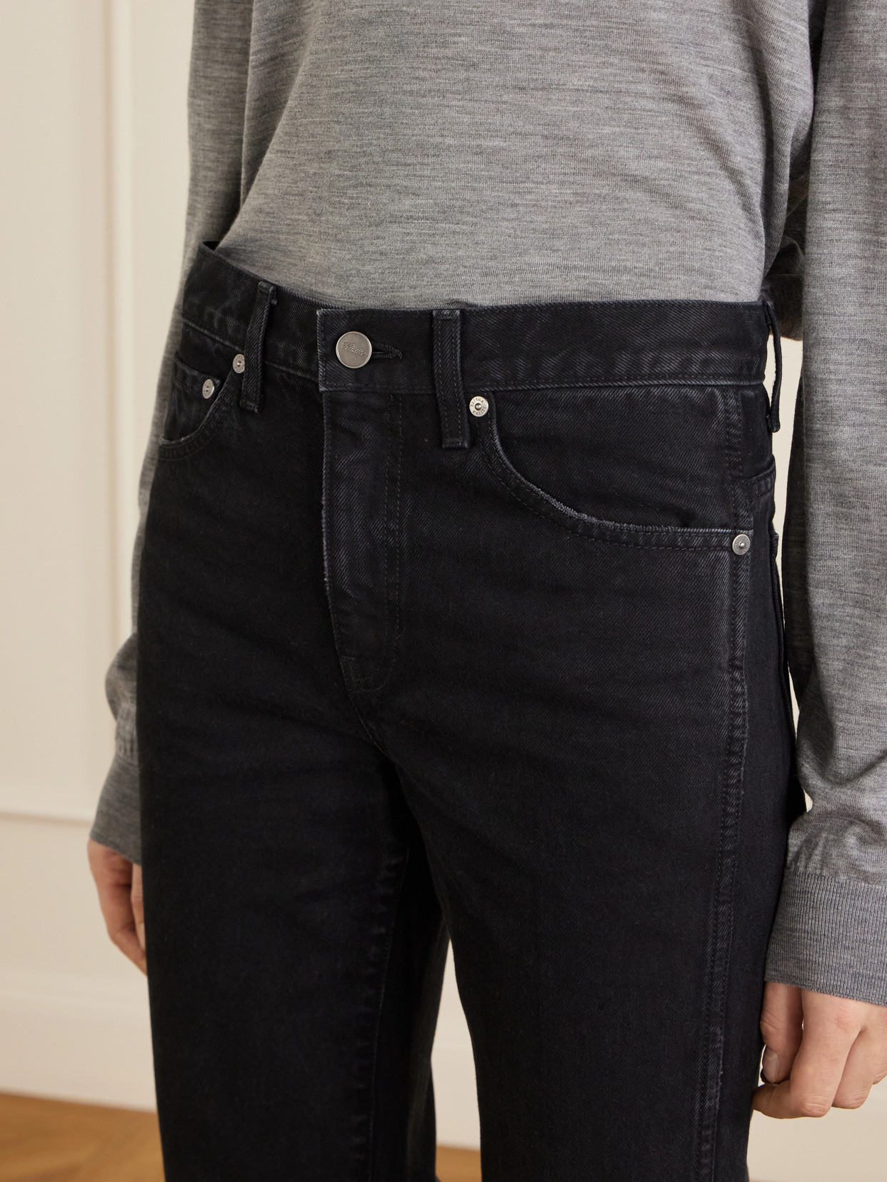 Clara Flared Jeans