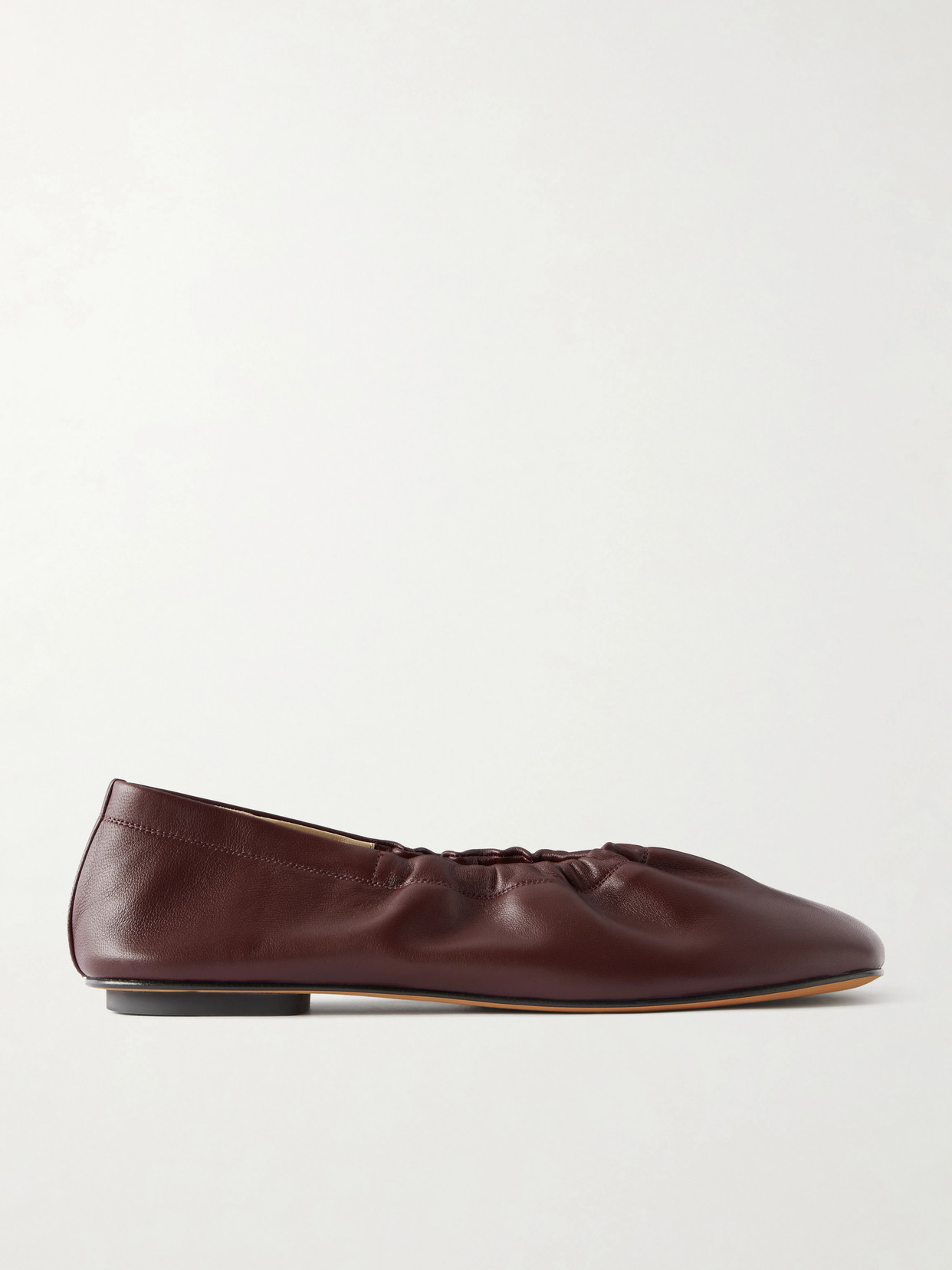 Le Monde Beryl Mica Gathered Leather Ballet Flats In Burgundy