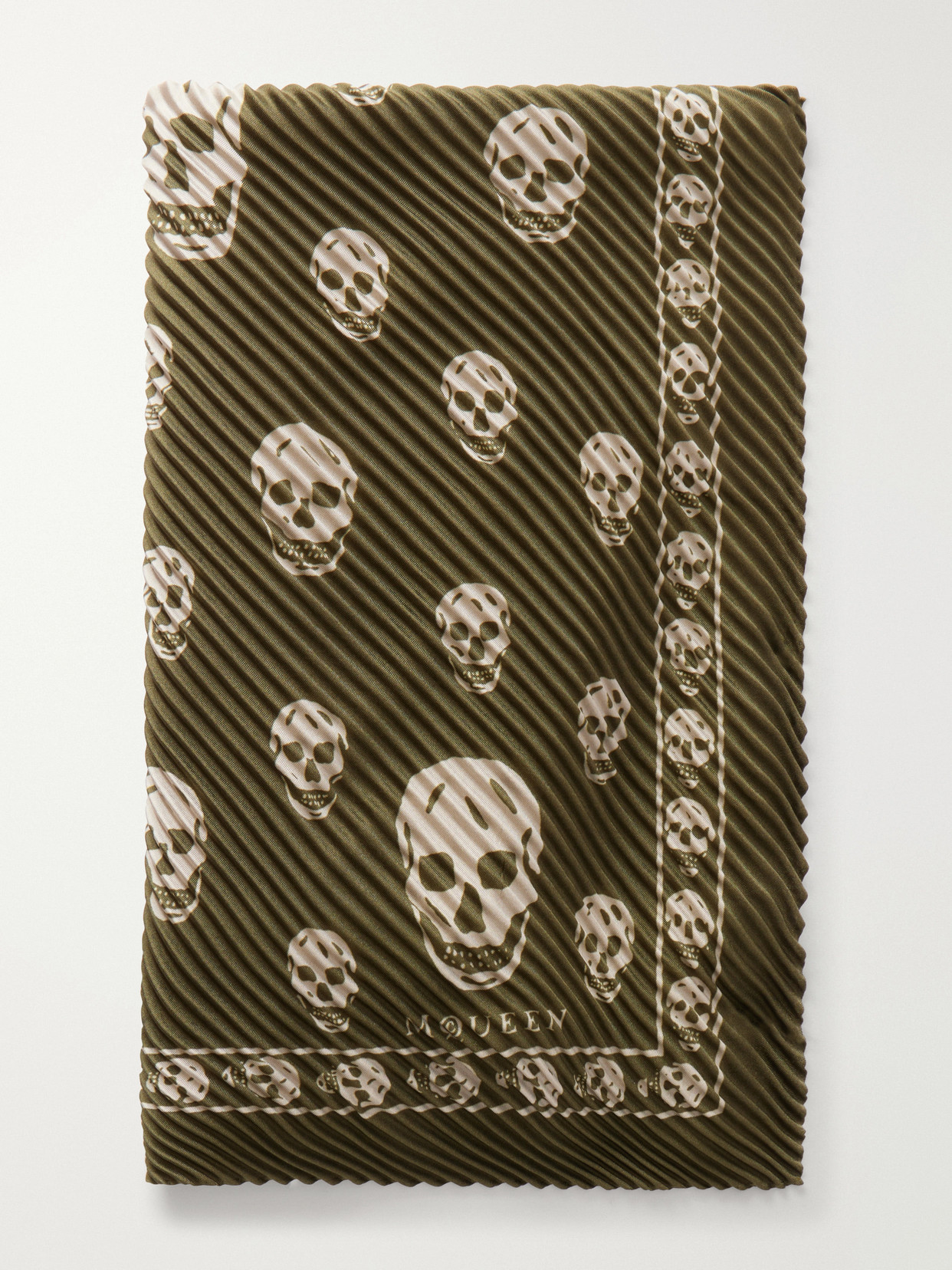 Alexander Mcqueen Printed Plissé Silk-satin Scarf In Green