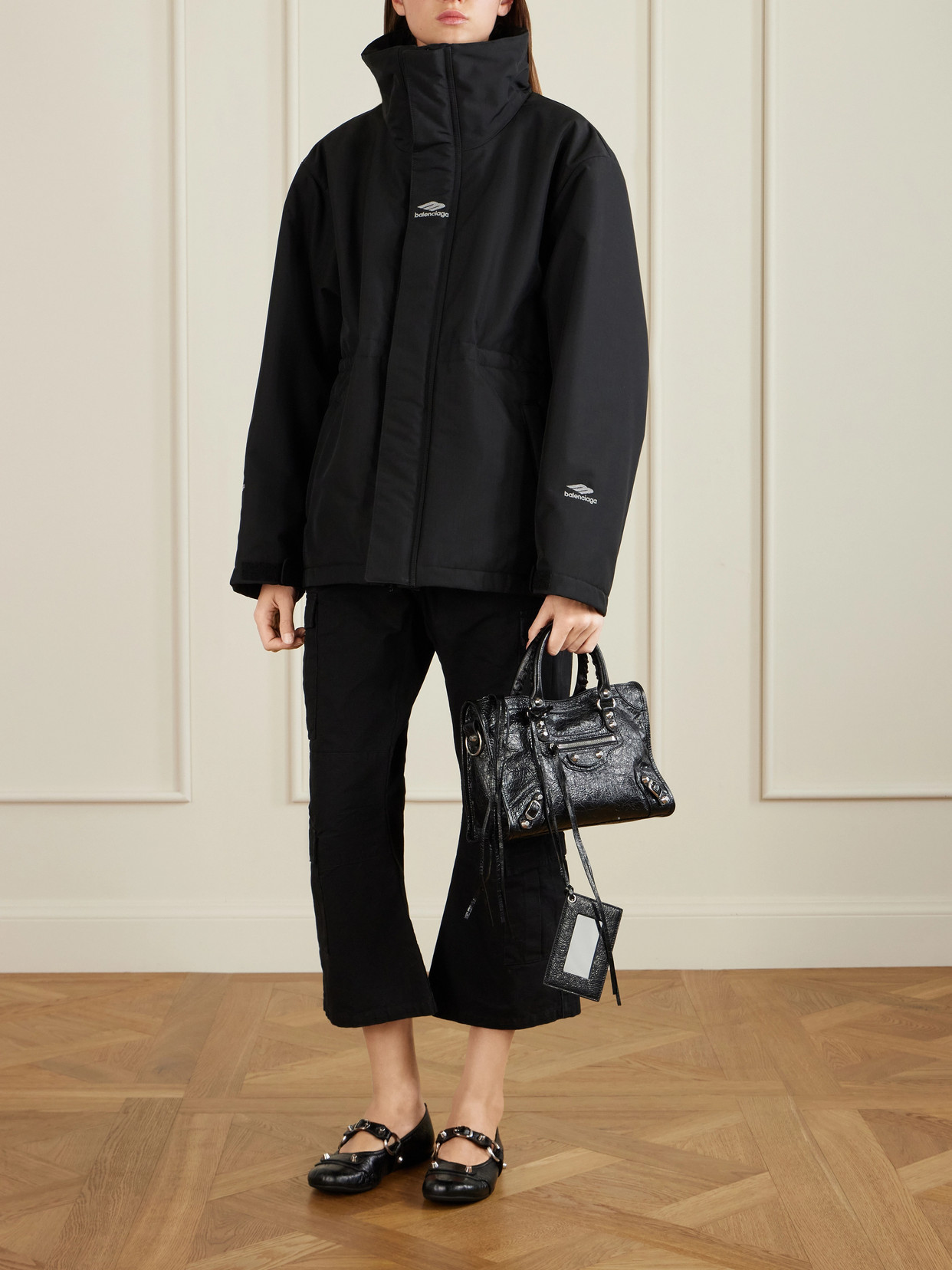 Le City Crinkled Glossed-Leather Shoulder Bag