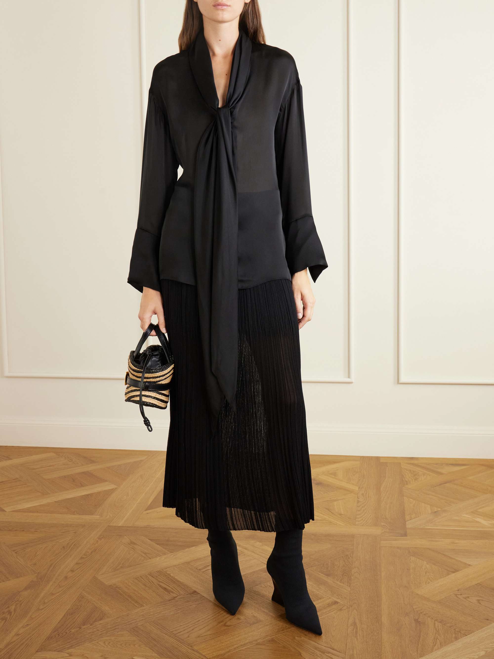 BALMAIN 