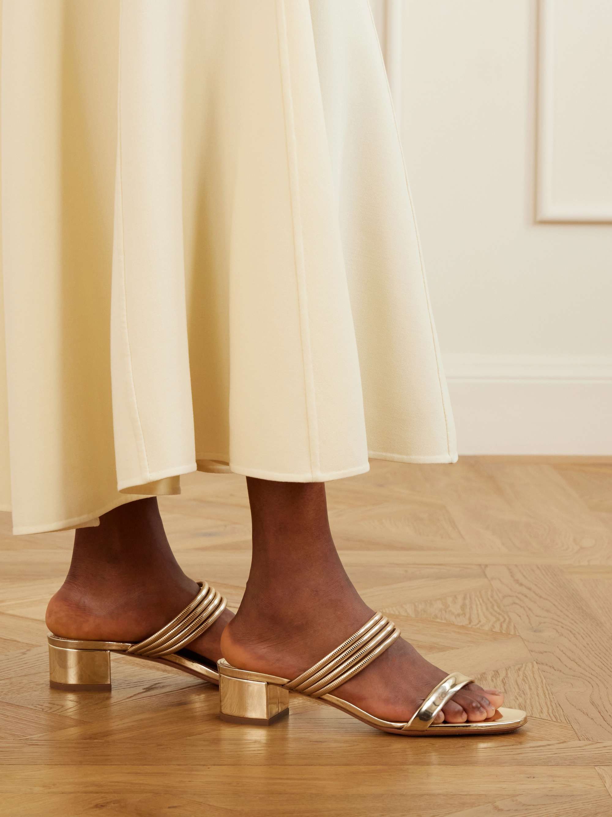 AQUAZZURA 