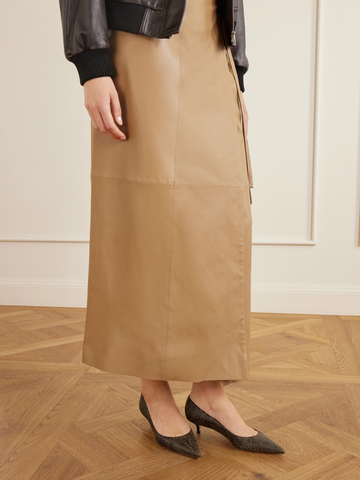 Amelia 30 Crinkled-Leather Pumps