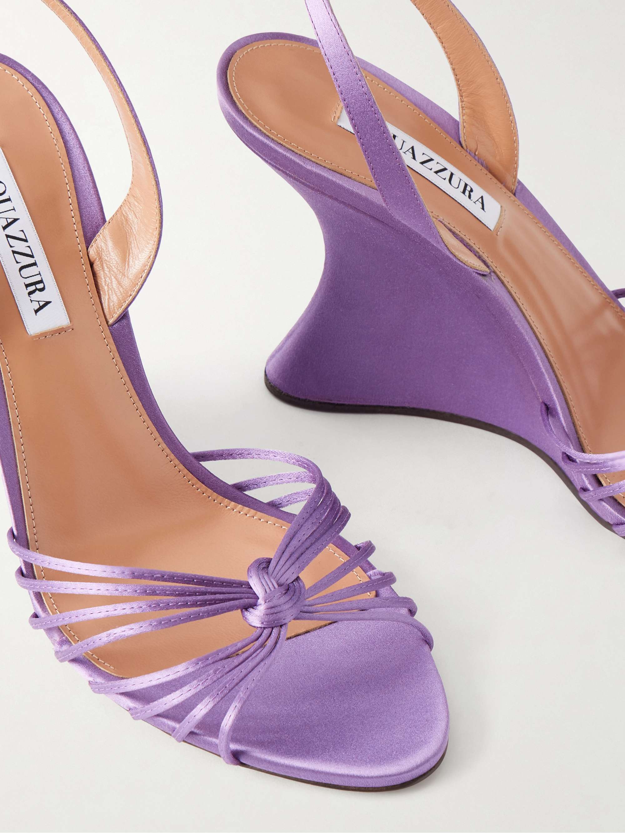 エアジー　EAUZAURA AQUAZZURA Serenity 95 satin wedge sandals | NET-A-PORTER